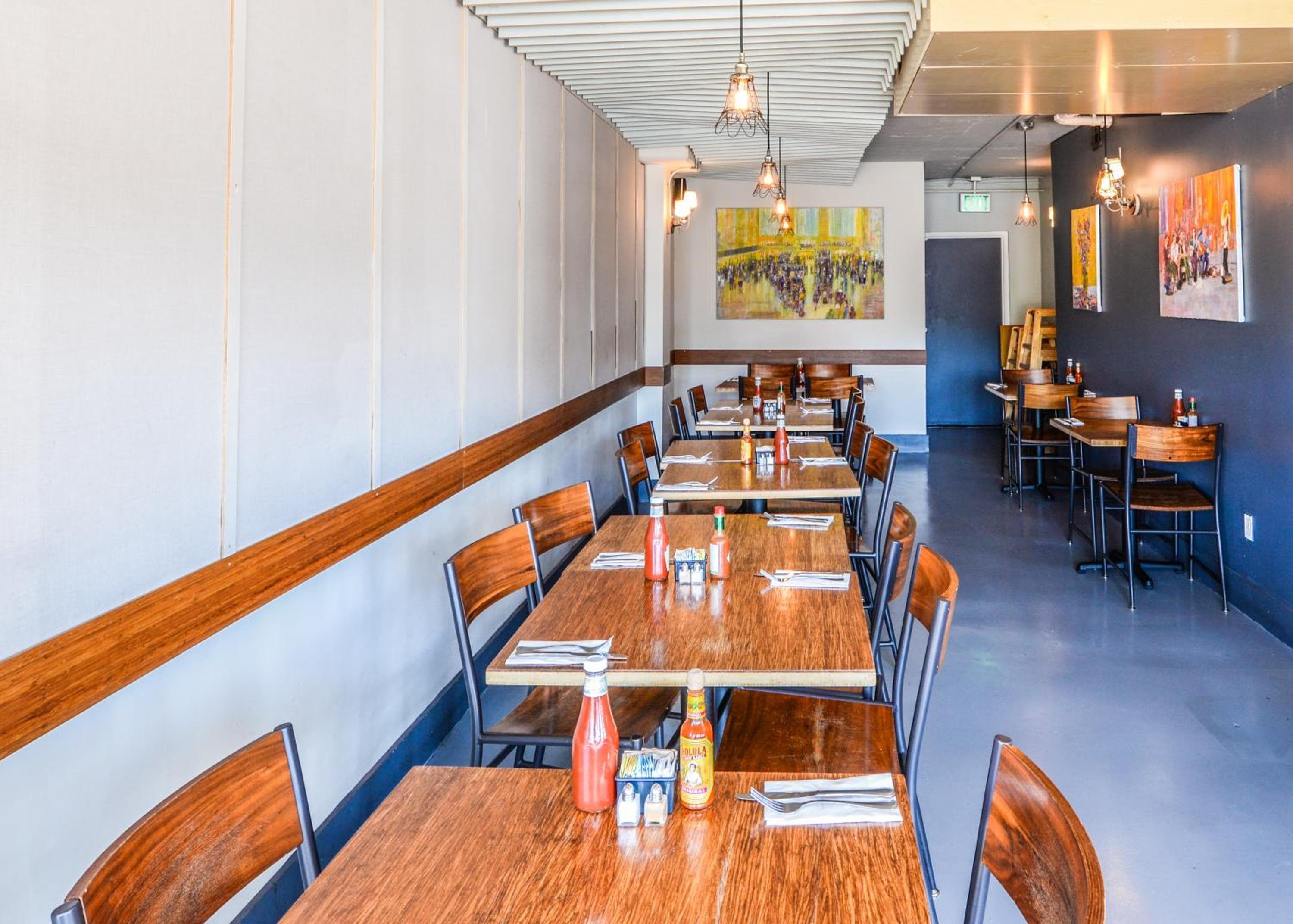 Travelodge by Wyndham Culver City — 6