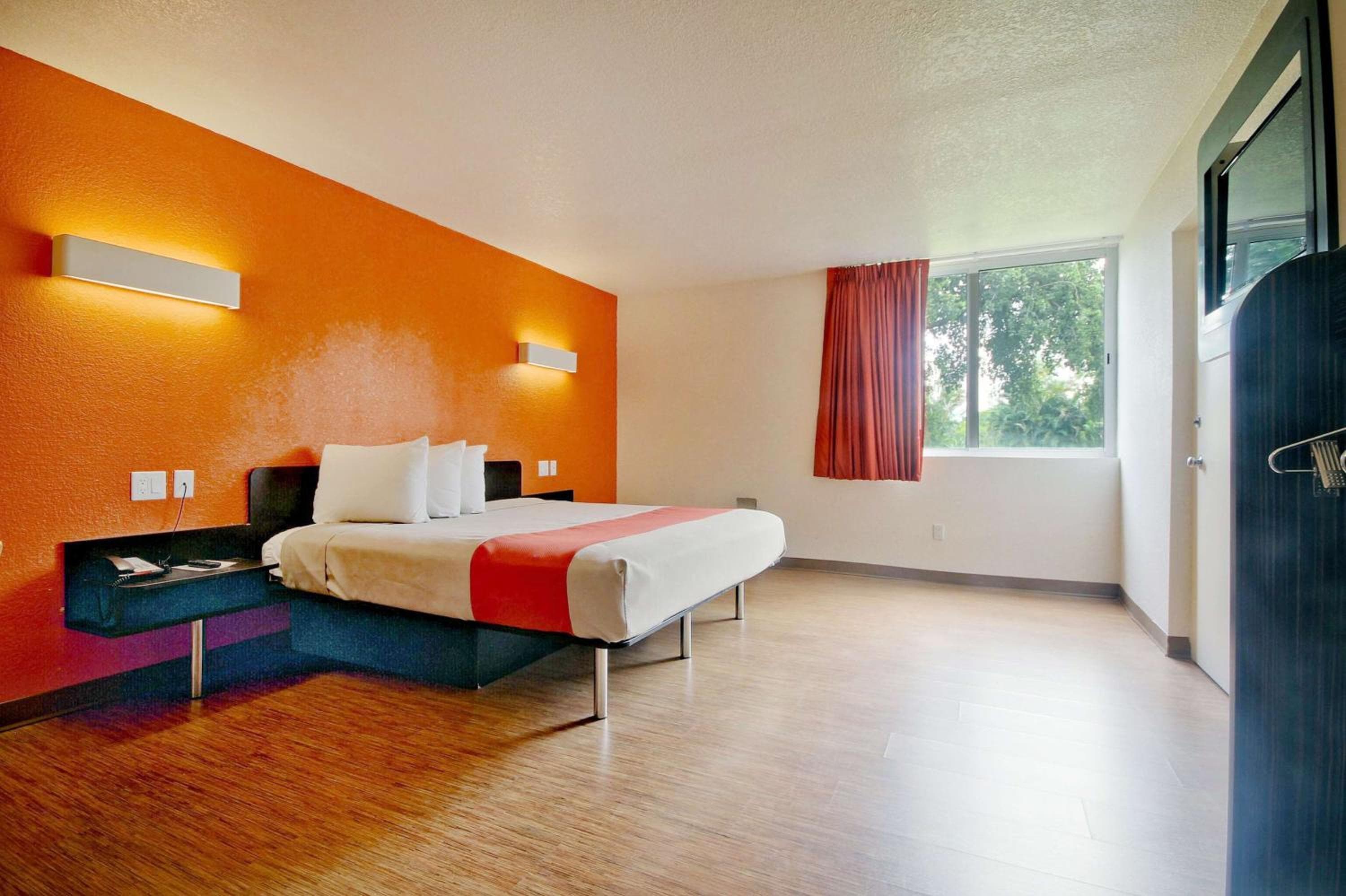 Signature Inn Miami — 23