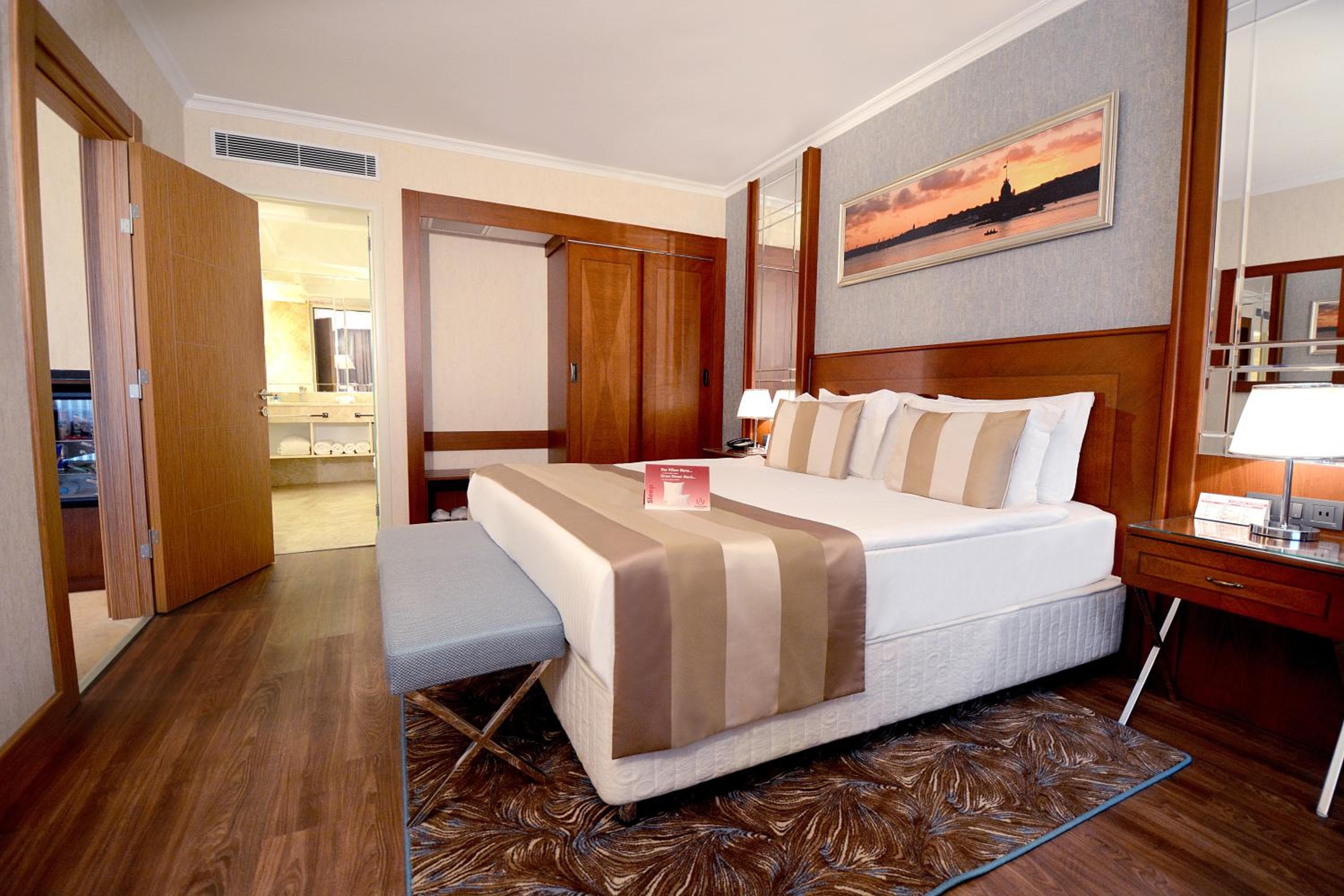 Akgun Istanbul Hotel — 15