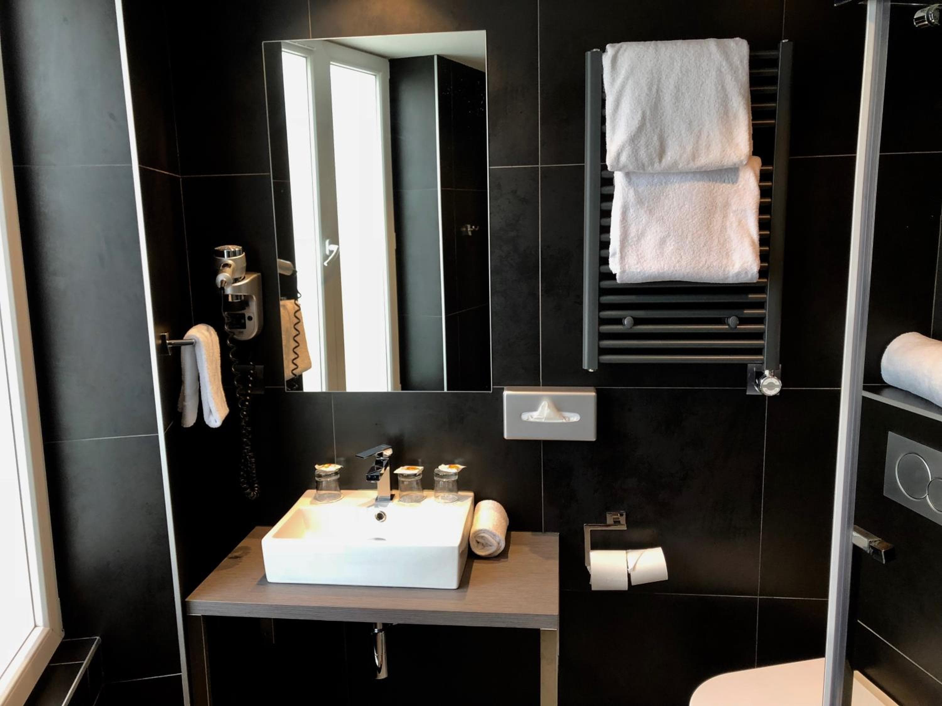 Best Western Empire Elysees — 30