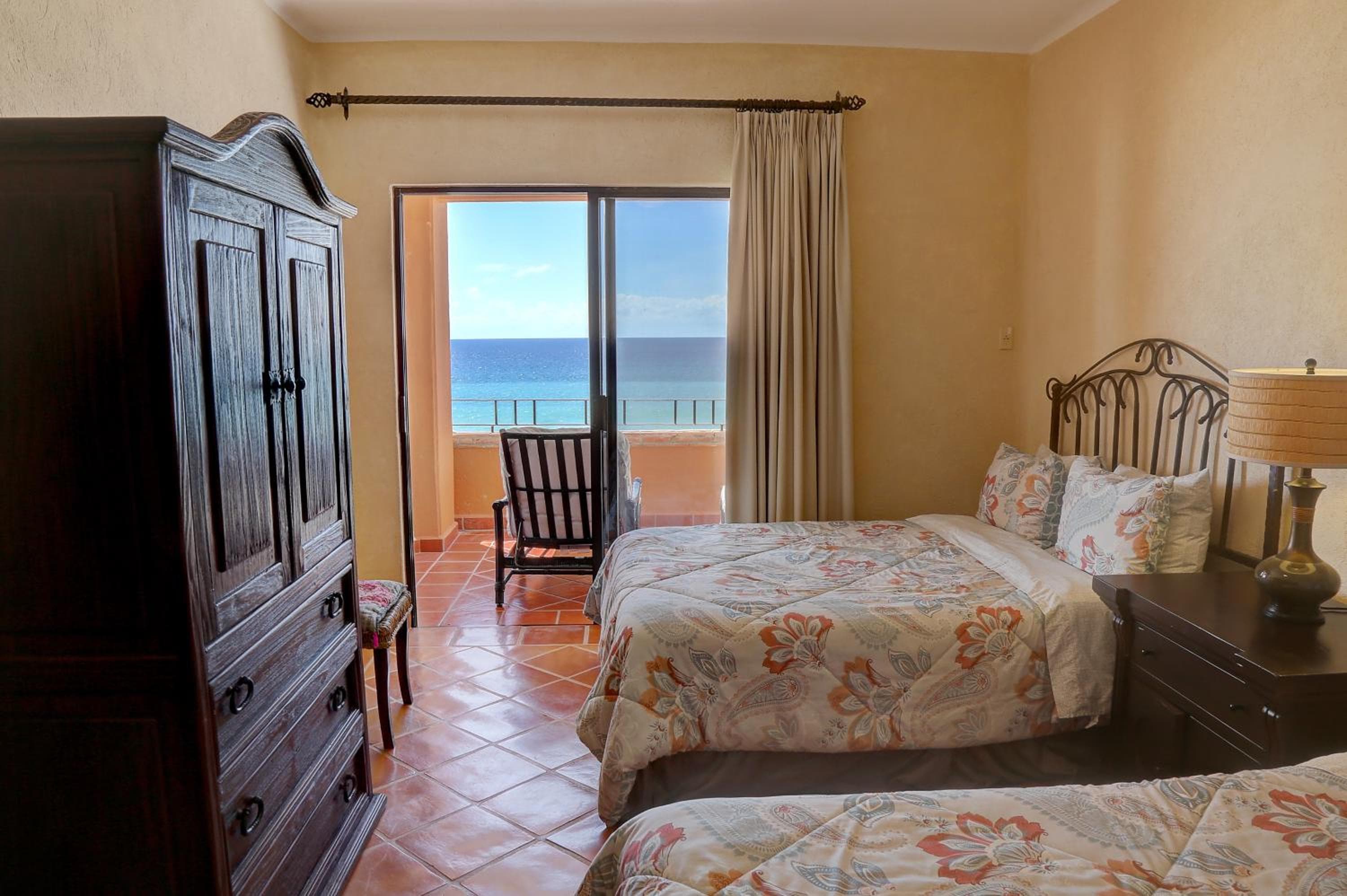 Condominios La Luna - Ocean Front — 11