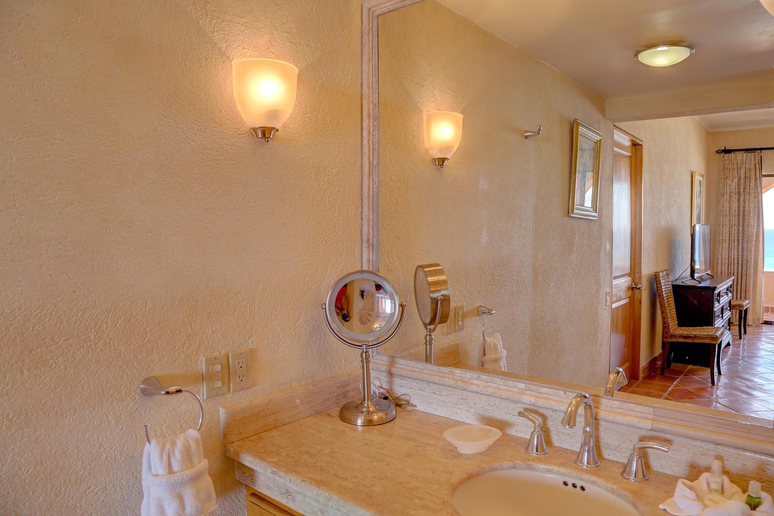 Condominios La Luna - Ocean Front — 23