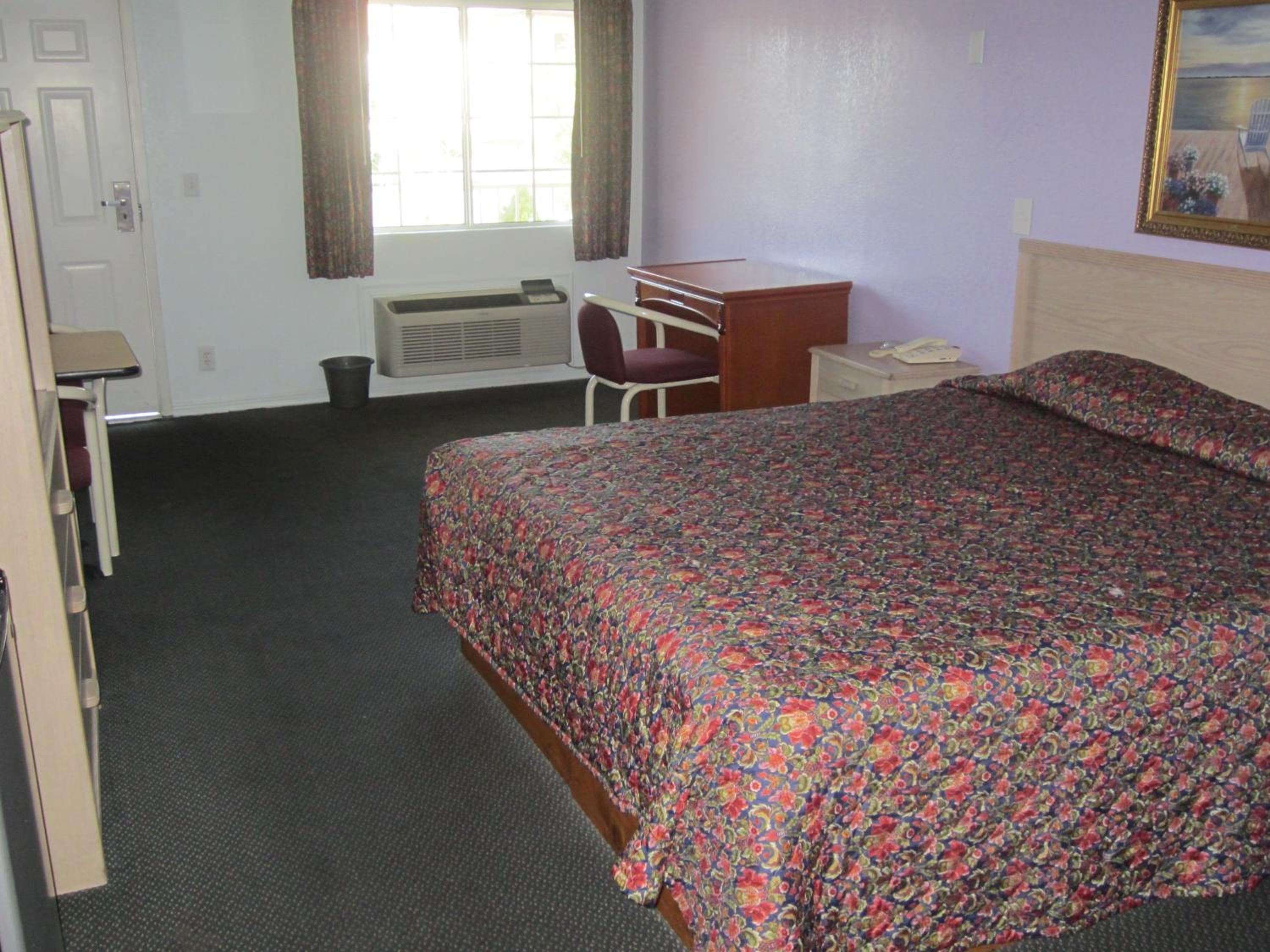 Starlight Inn, Valley Blvd - Downtown LA — 3