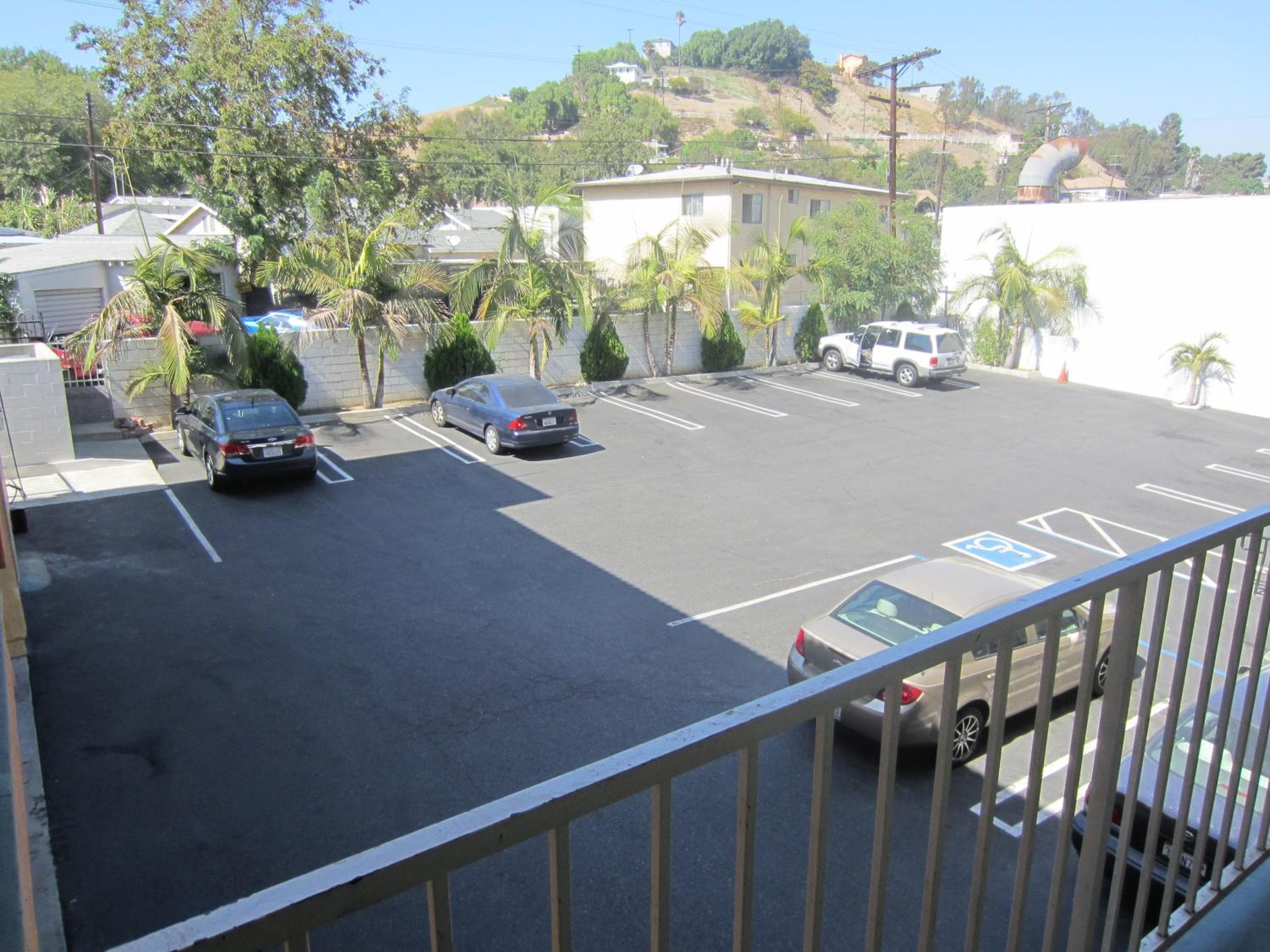 Starlight Inn, Valley Blvd - Downtown LA — 24