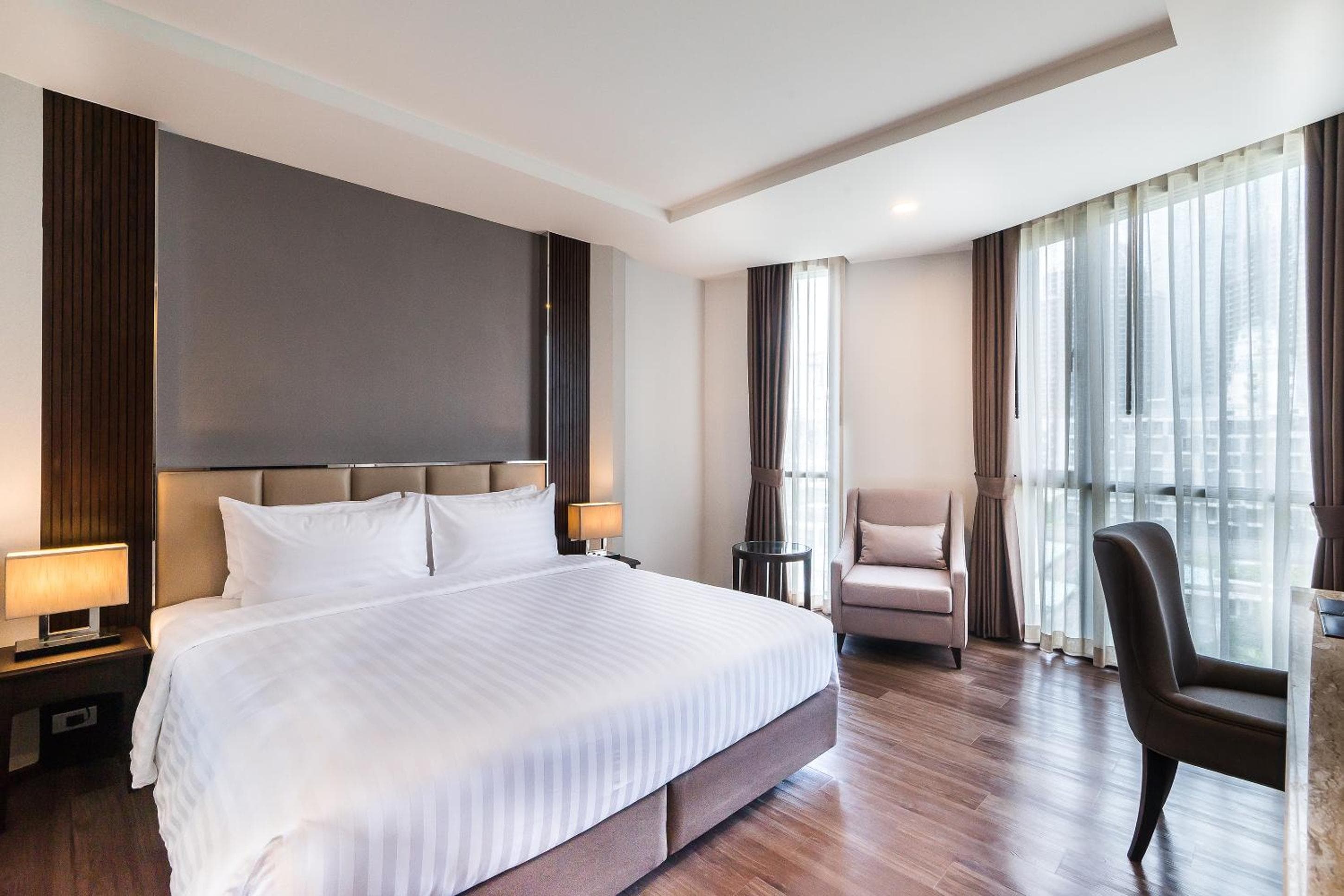 SureStay Plus by Best Western Sukhumvit 2 — 18