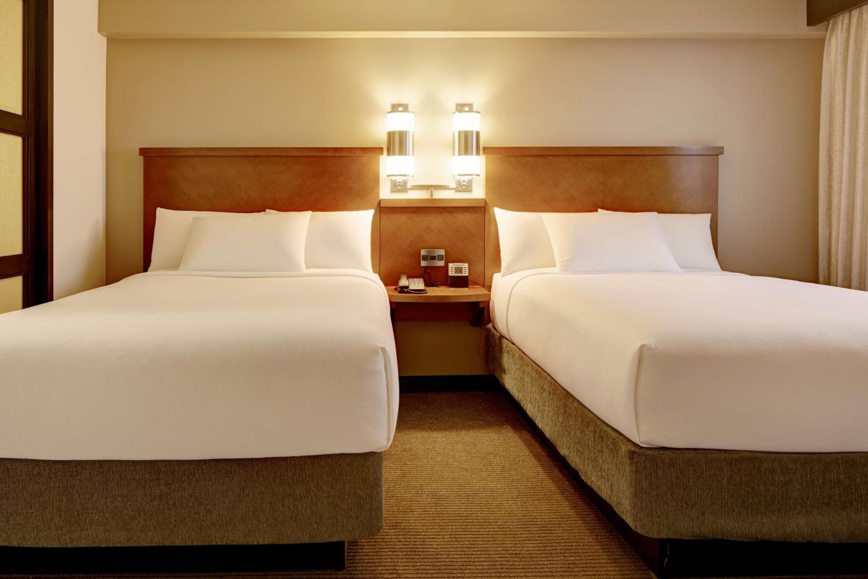 Hyatt Place Orlando Airport — 16