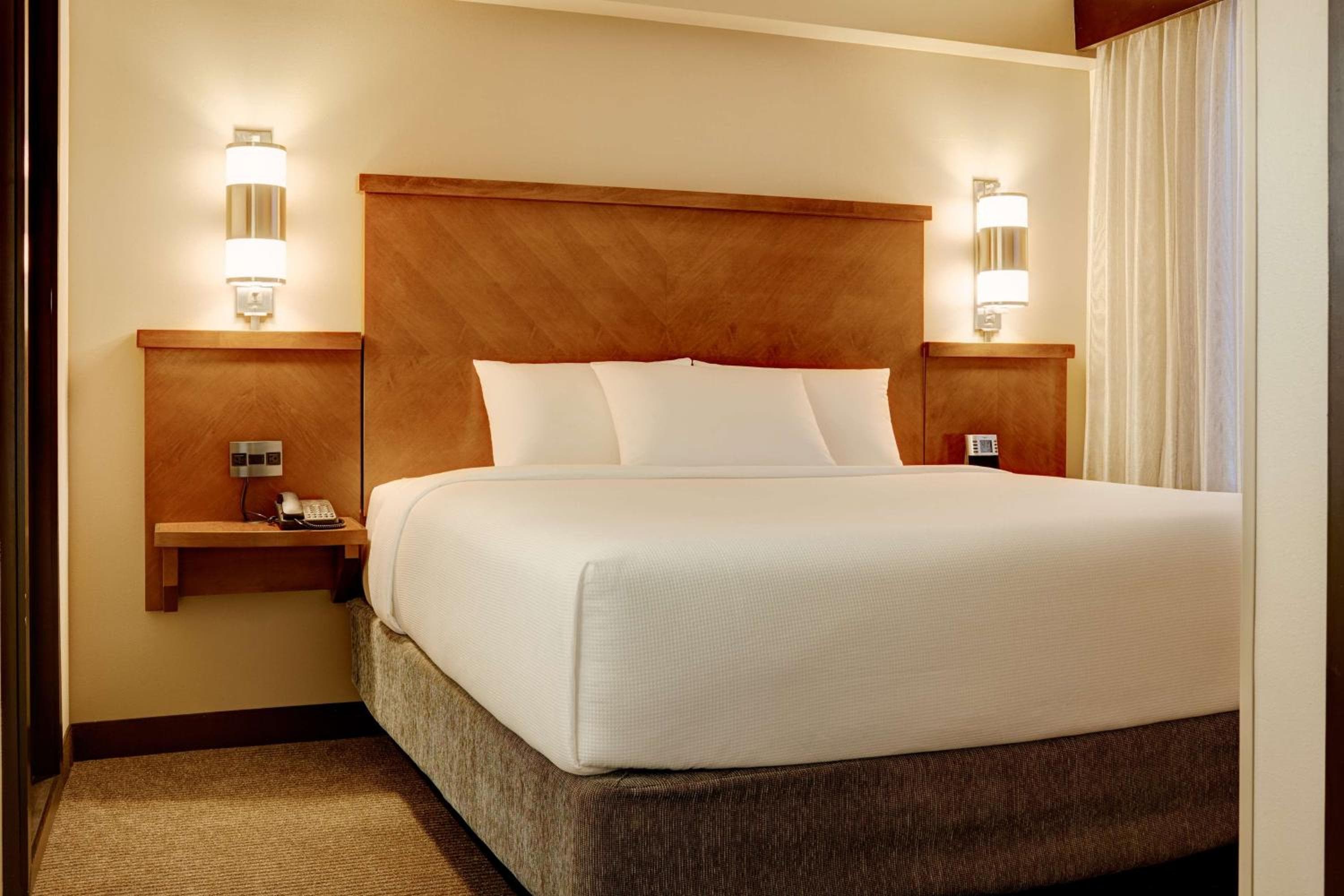 Hyatt Place Orlando Airport — 5