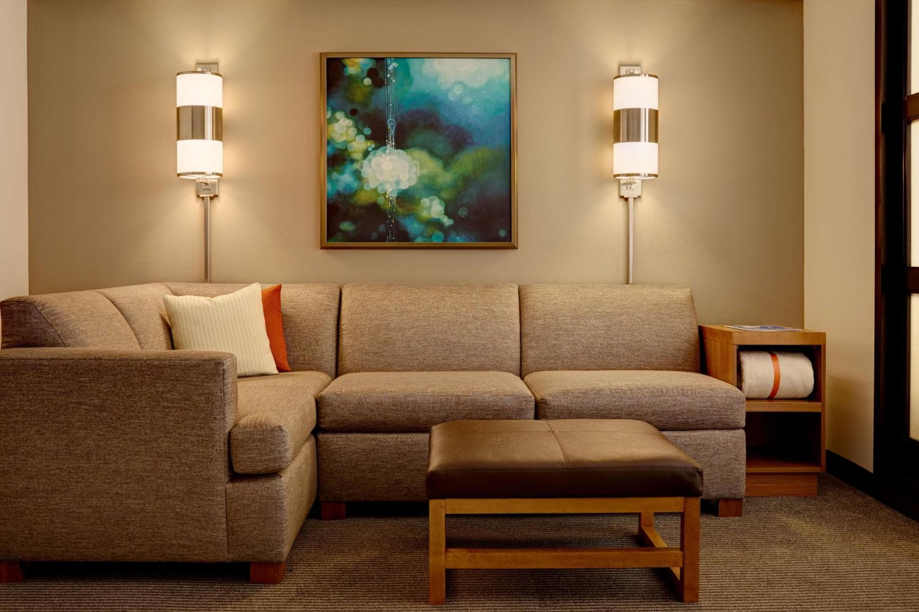 Hyatt Place Orlando Airport — 4