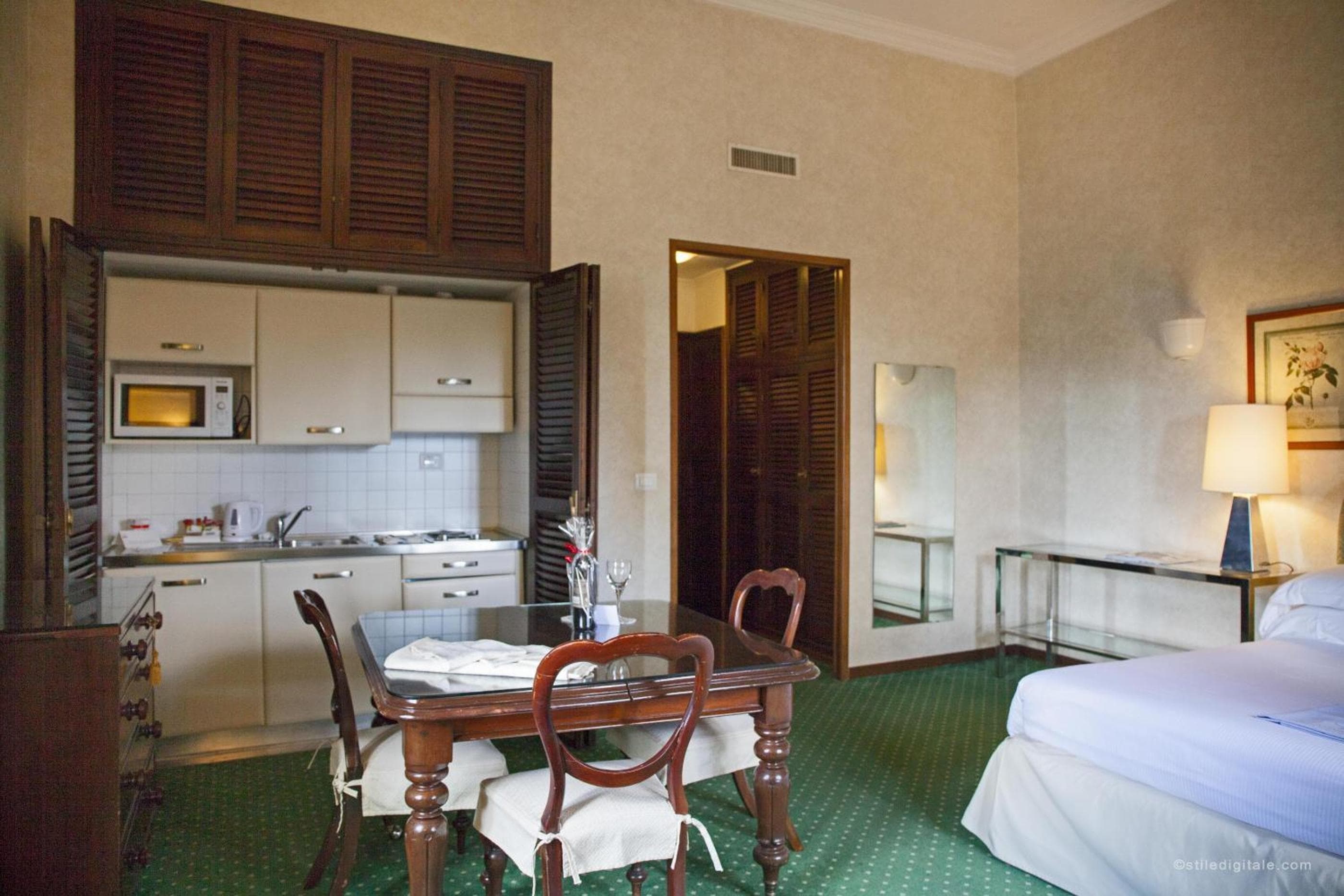 Aldrovandi Residence City Suites — 18