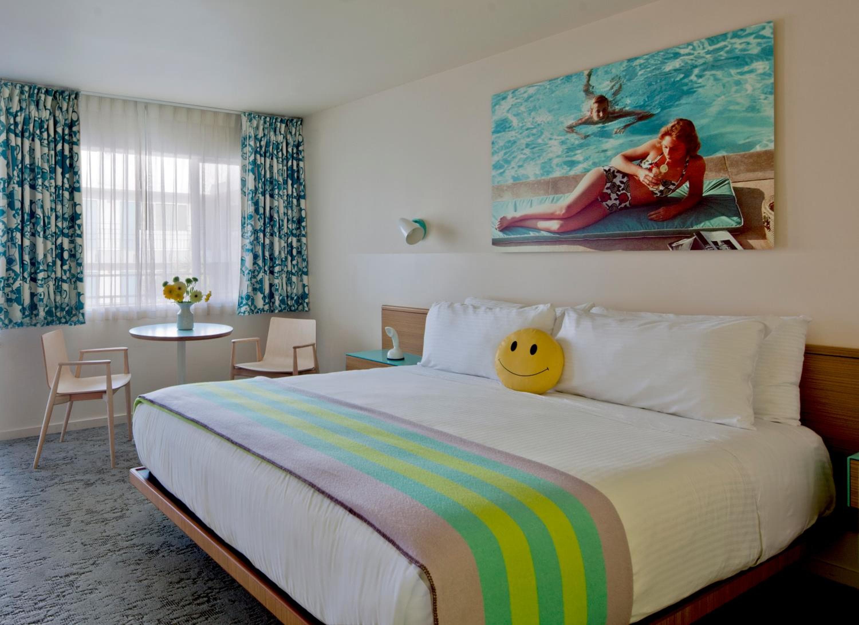 Beverly Laurel Hotel — 15