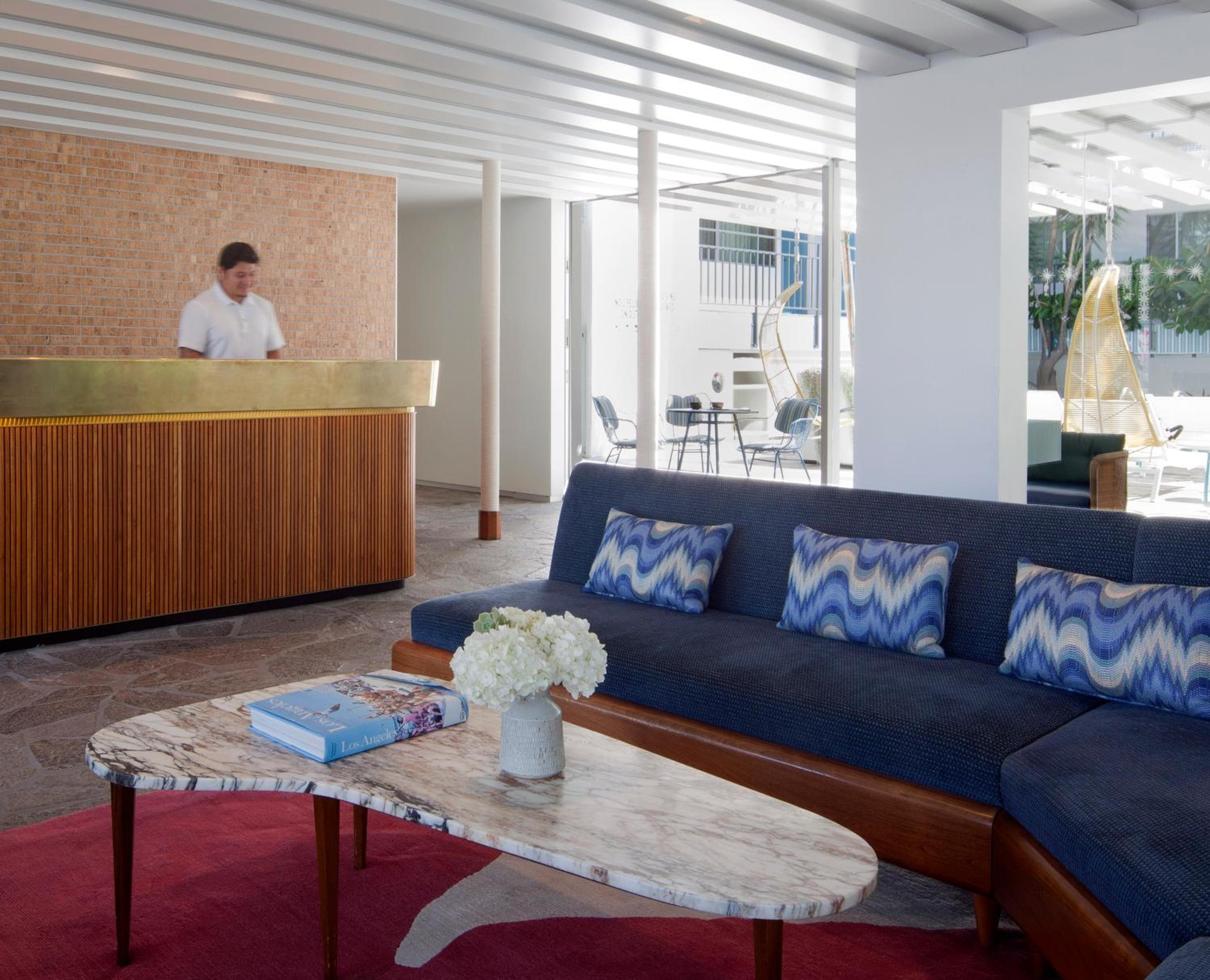 Beverly Laurel Hotel — 12