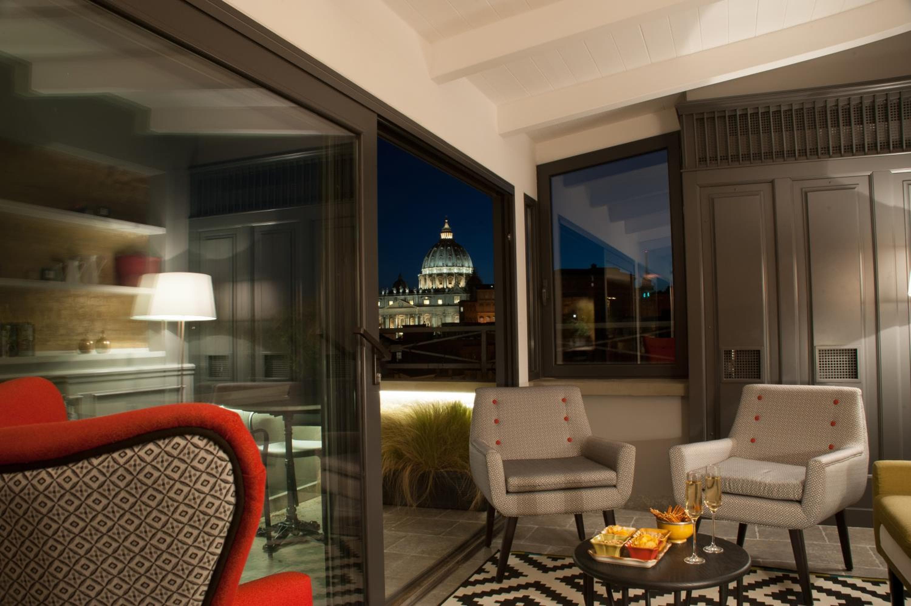 Trianon Borgo Pio Aparthotel — 13