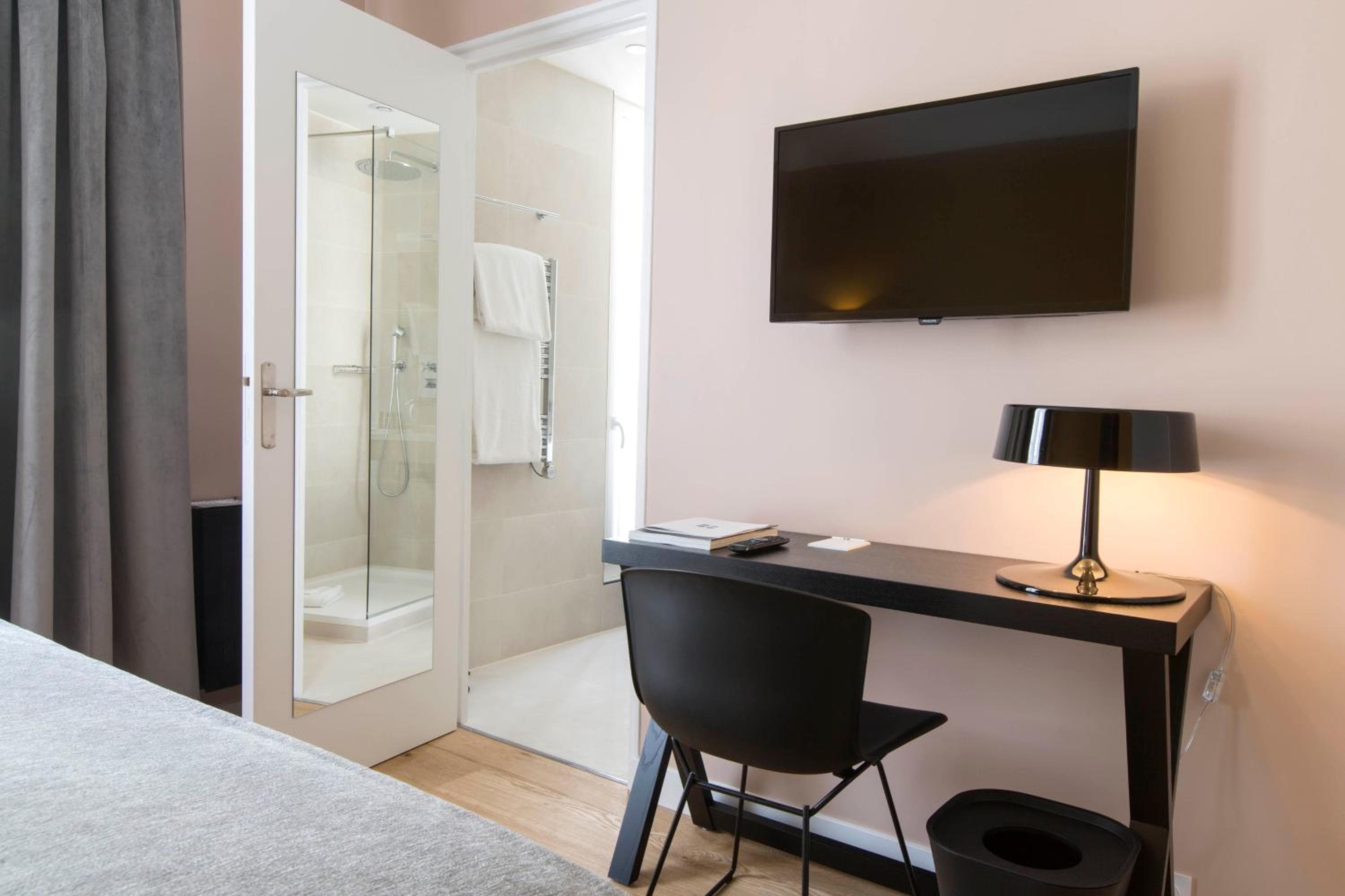 Hôtel Mathis Elysées — 24