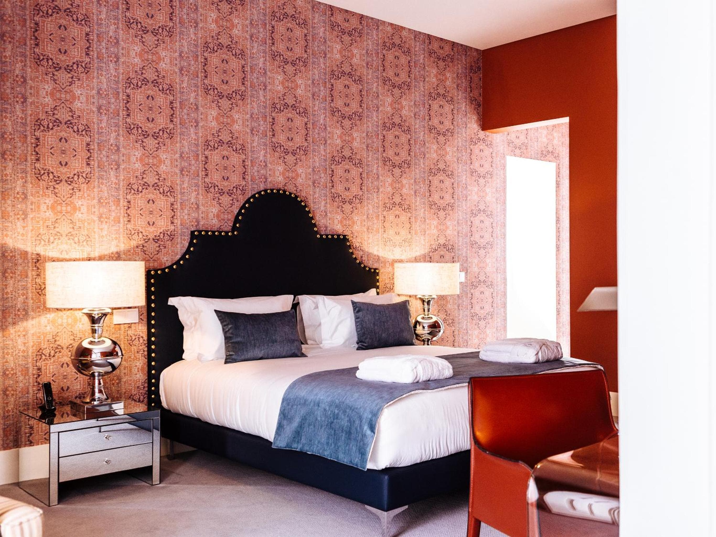 Dear Lisbon - Gallery House — 29