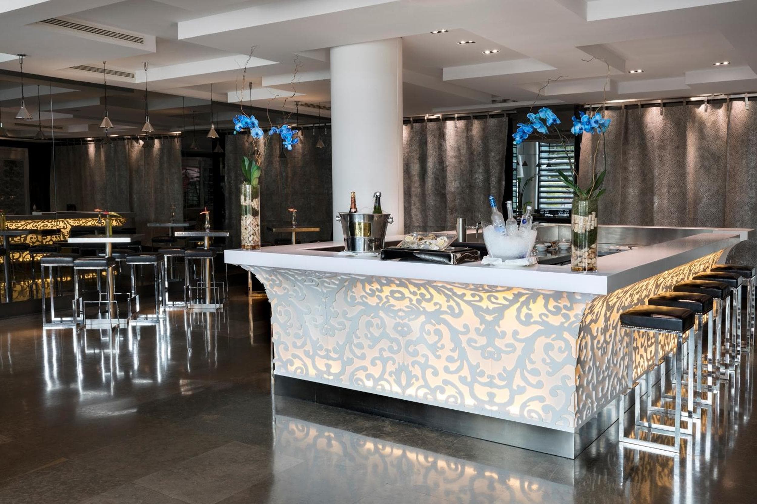 Hotel Puerta America — 21