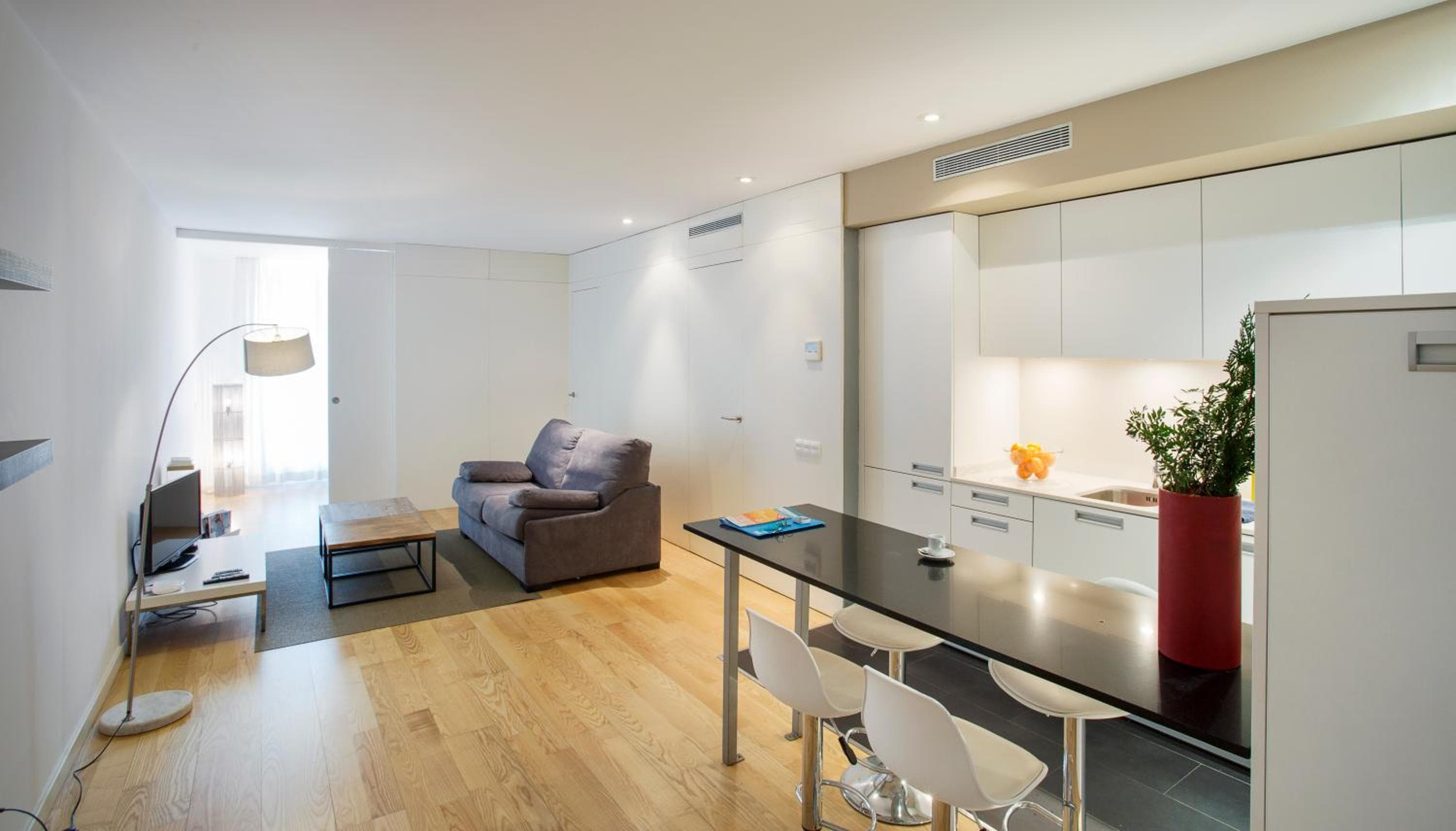 Durlet Beach Apartments — 24