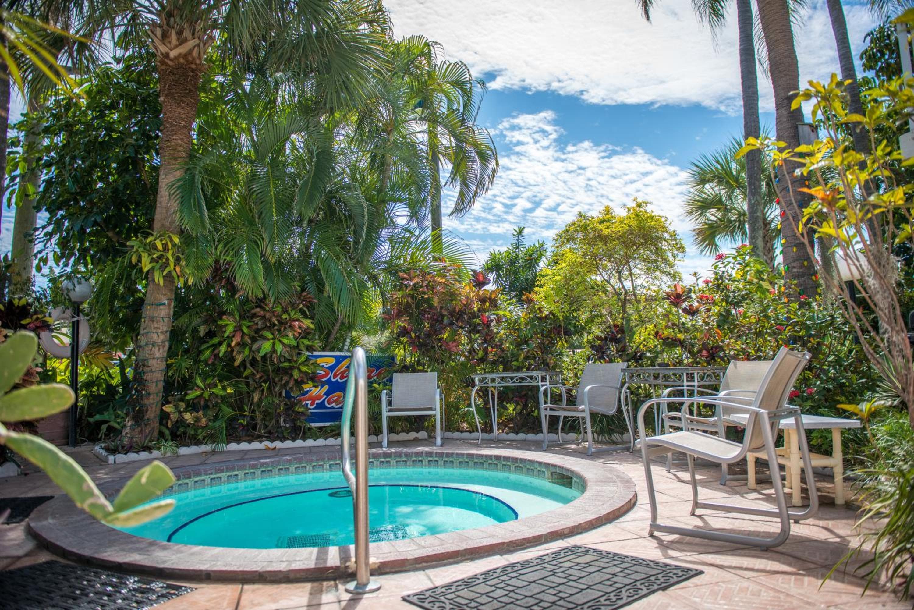 Hoteles en Shore Haven — 3