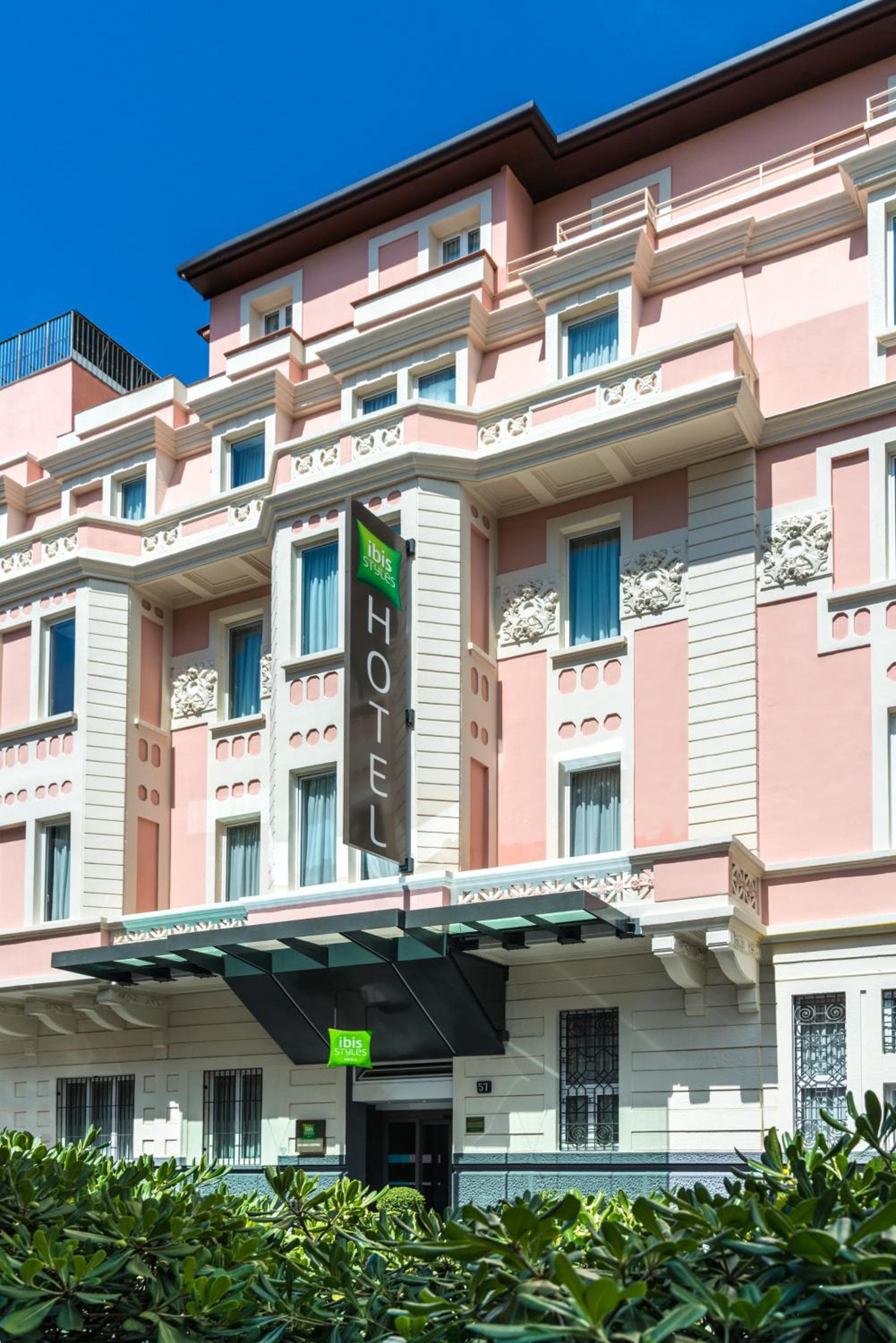 Ibis Styles Milano Centro — 10