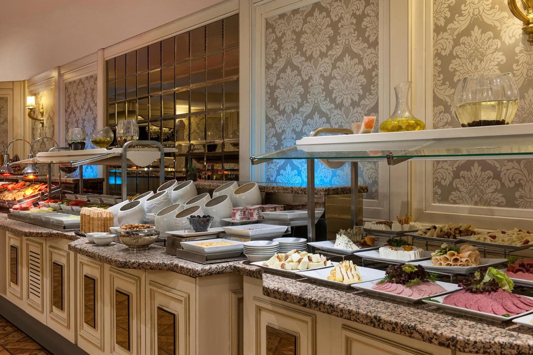 Elite World Comodo Istanbul Taksim — 10