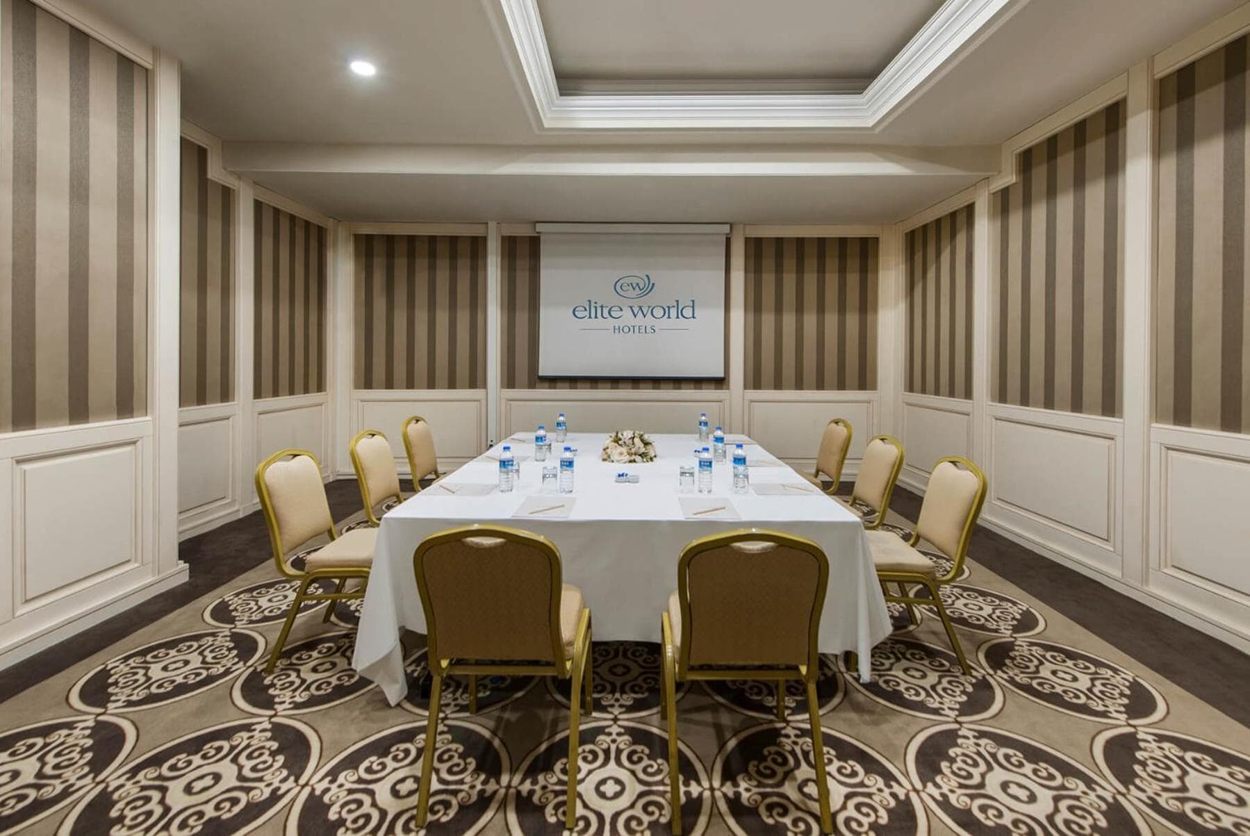Elite World Comodo Istanbul Taksim — 25