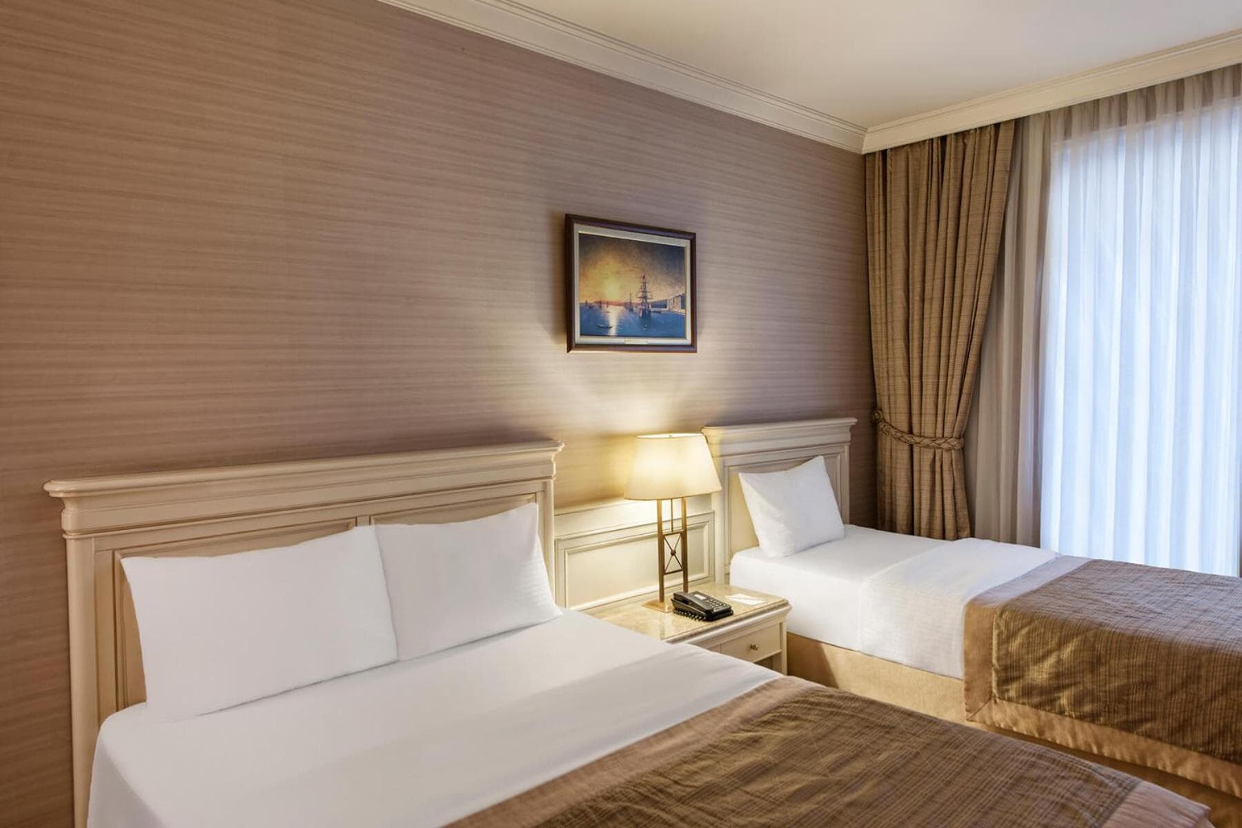 Elite World Comodo Istanbul Taksim — 24