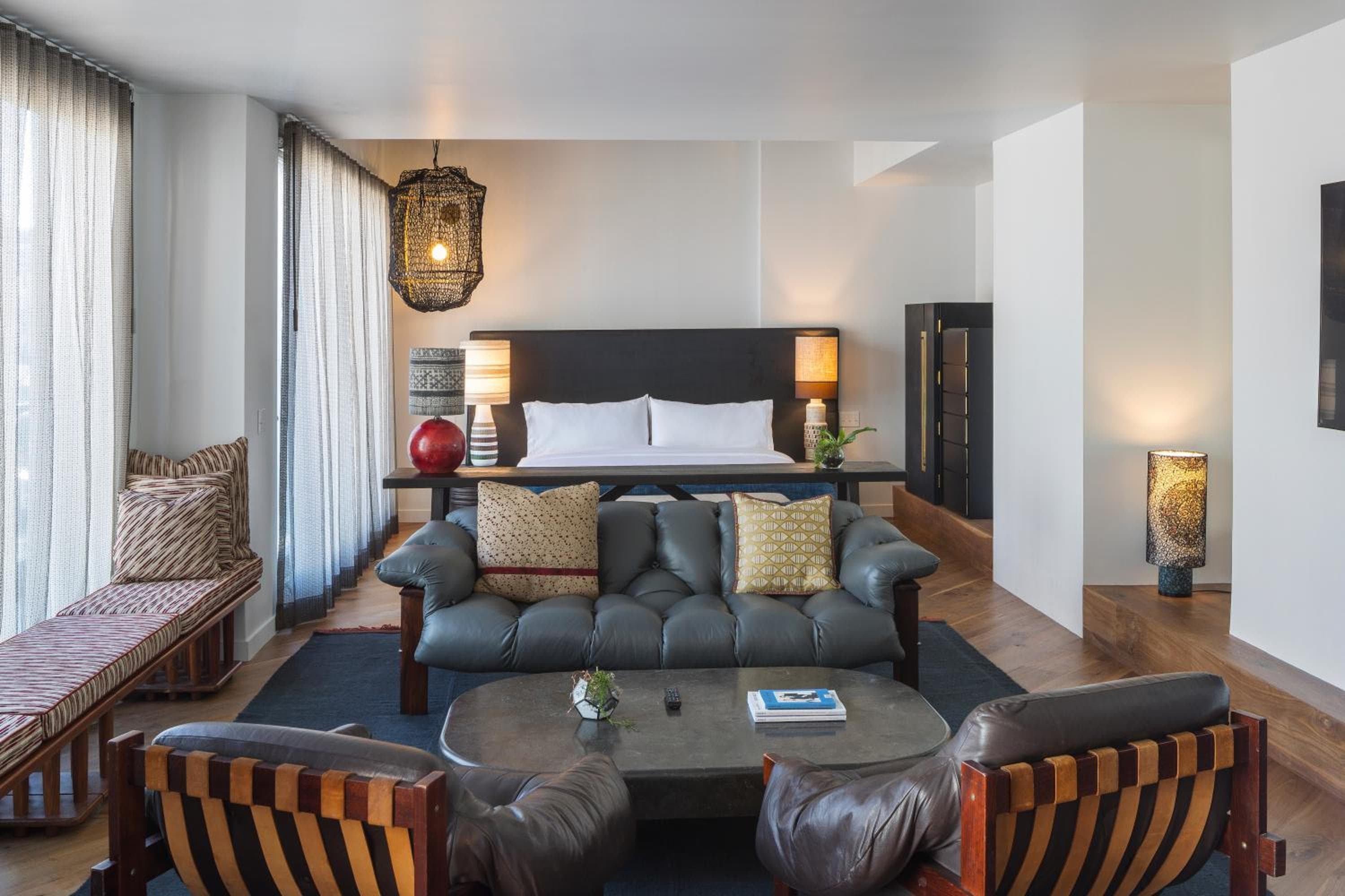 Hotel HECHO — 2