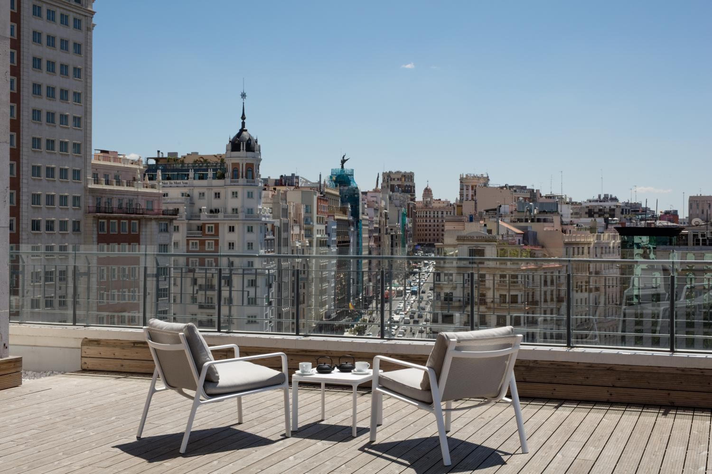 Barceló Torre de Madrid — 12