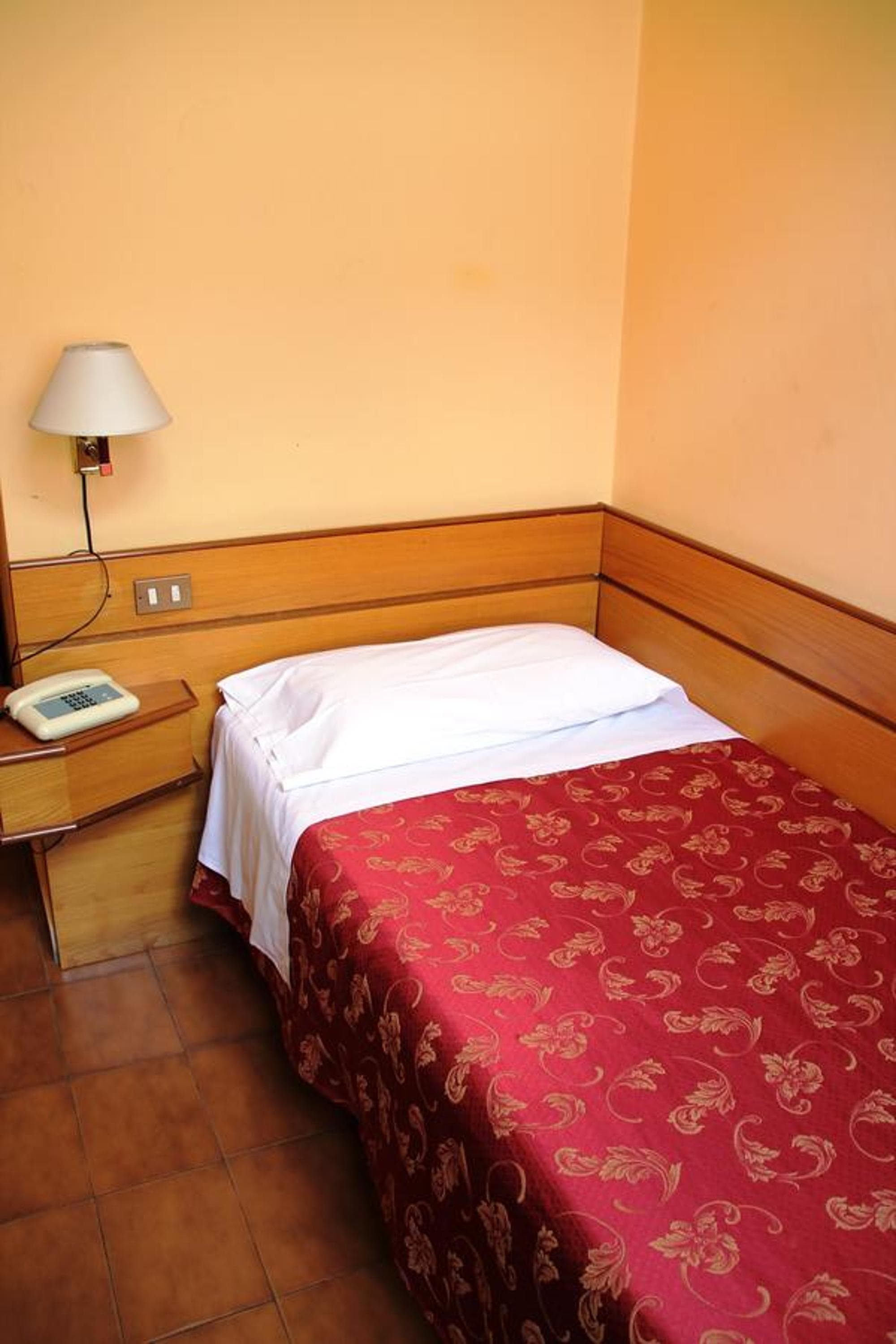 Hotel Vecchia Milano — 11