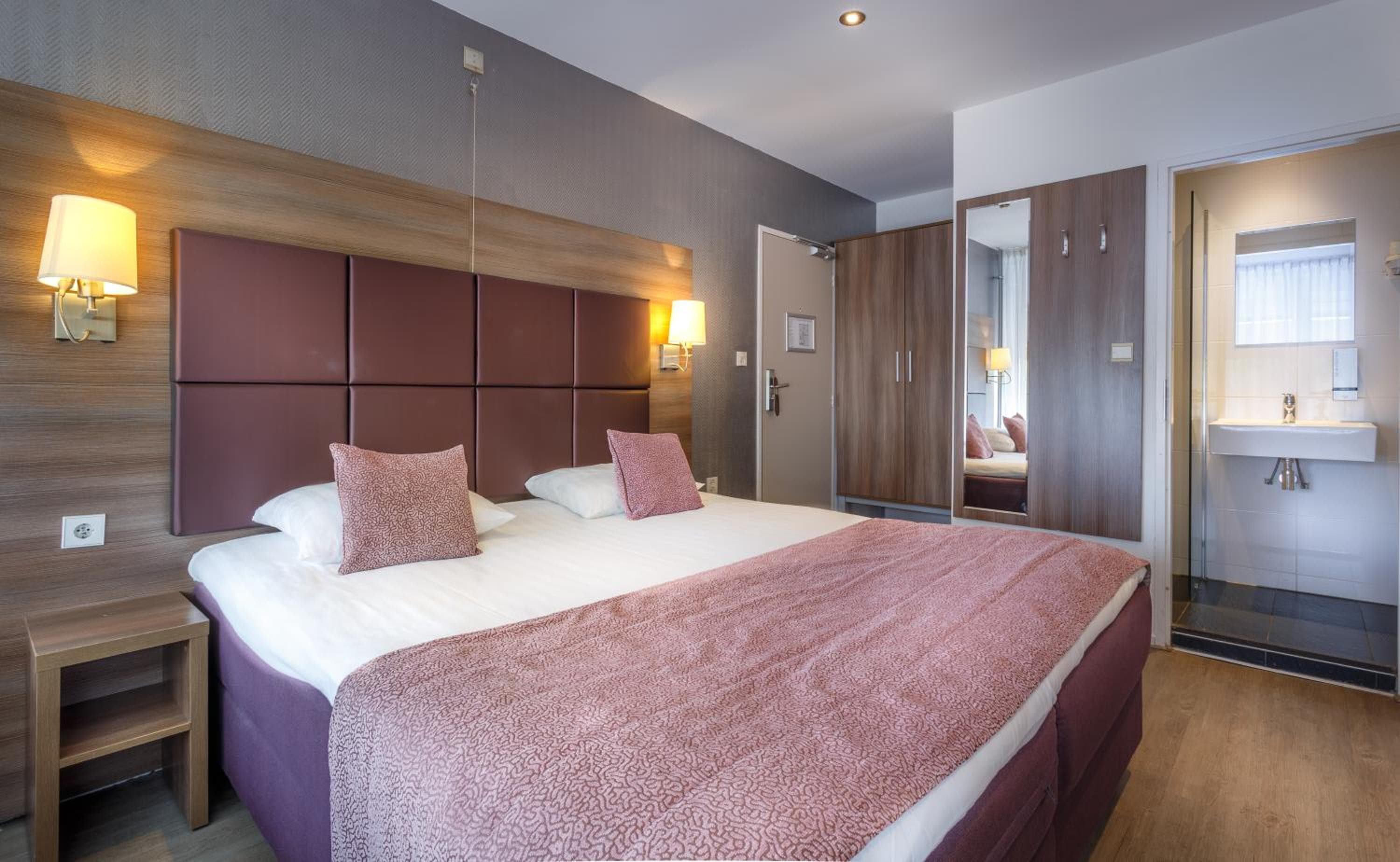 Hotel Victorie — 9