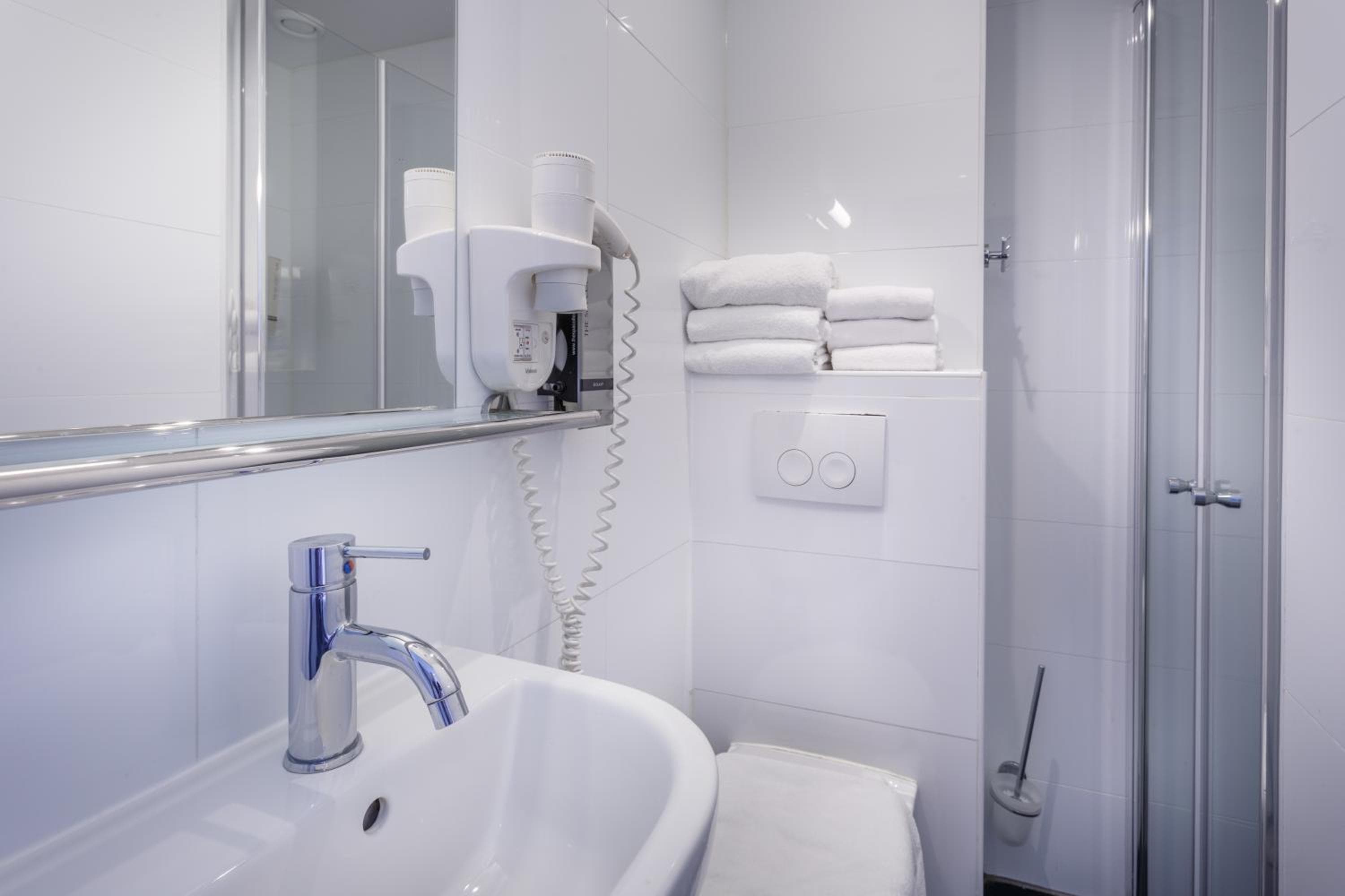 Hotel Victorie — 6