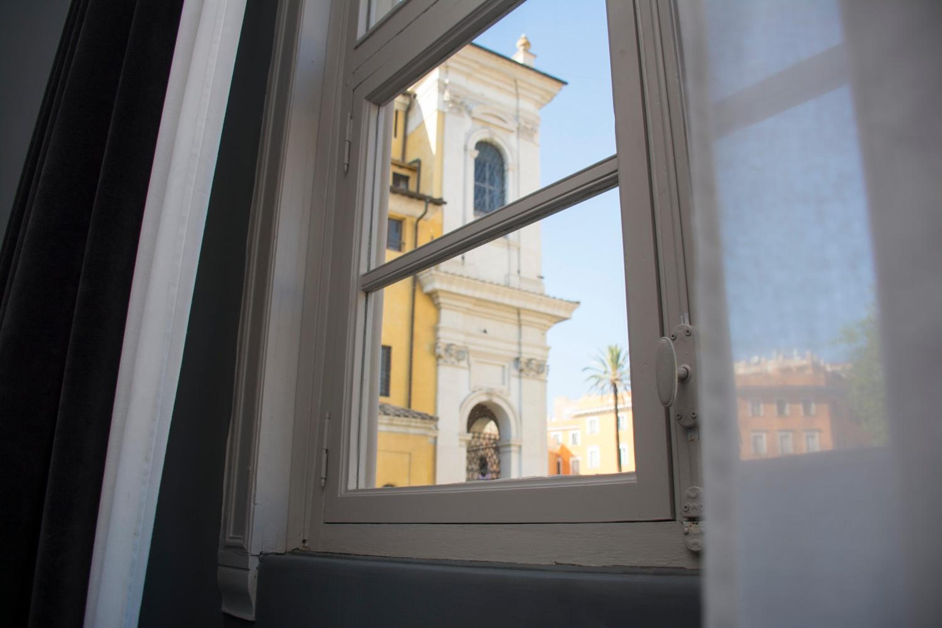 Roma Luxus Hotel — 23