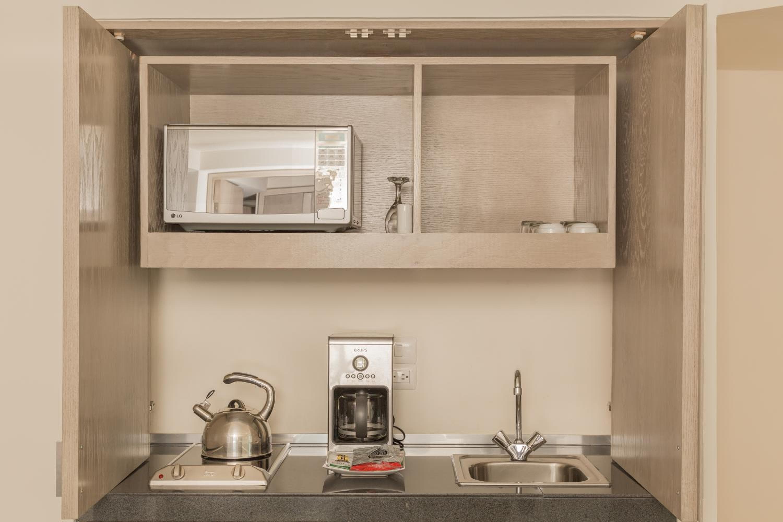 Suites Contempo — 6