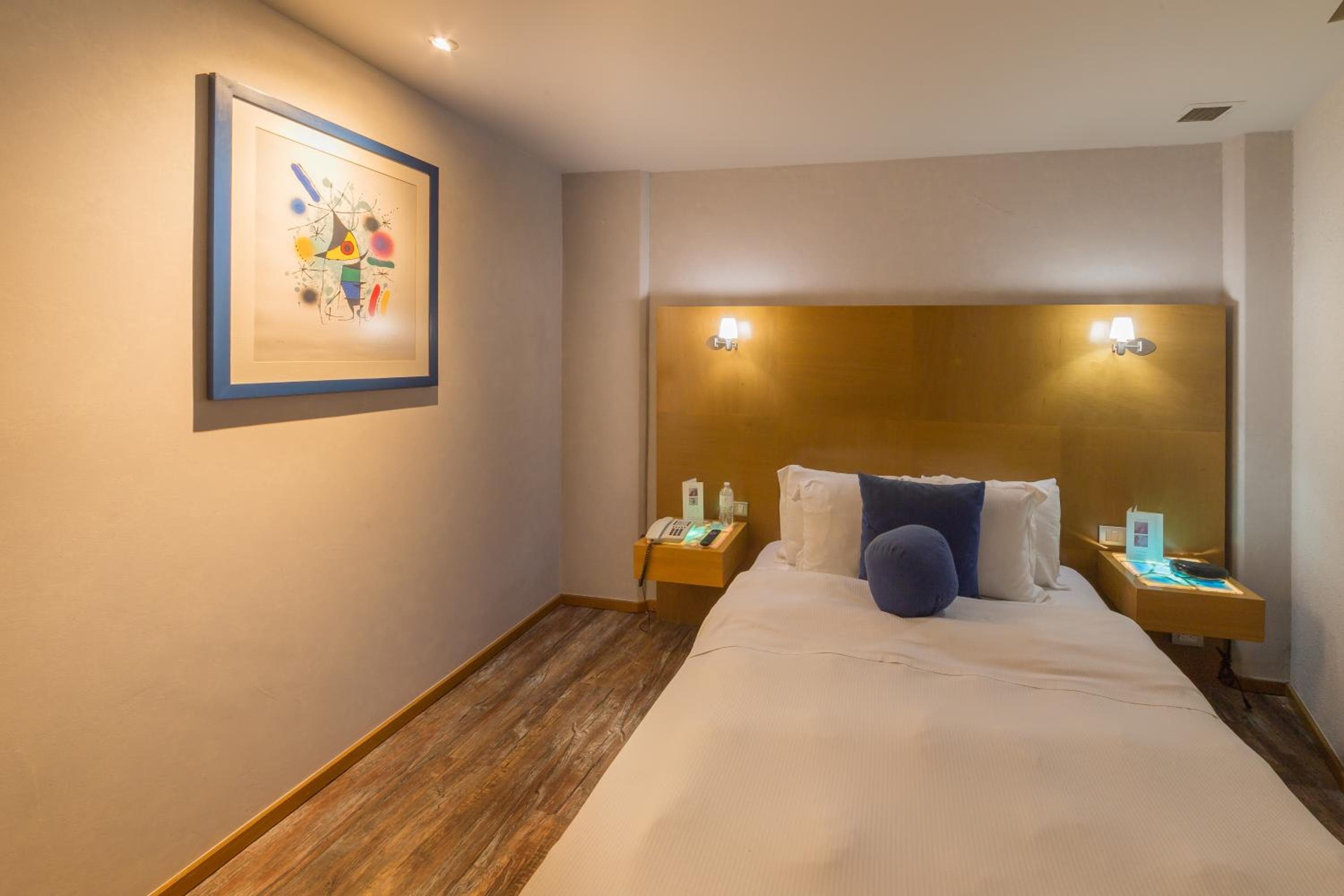 Suites Contempo — 30