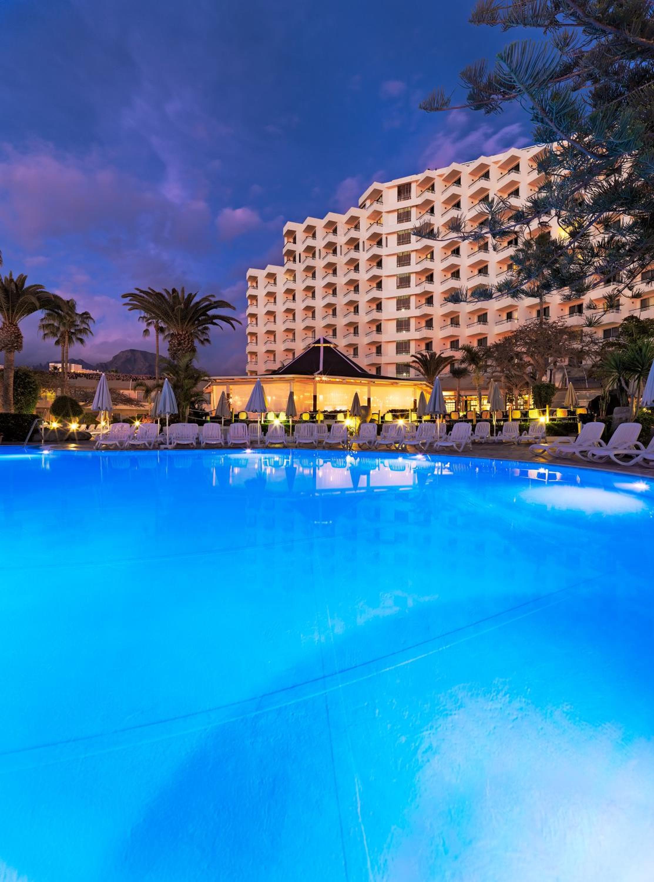 H10 Las Palmeras — 16