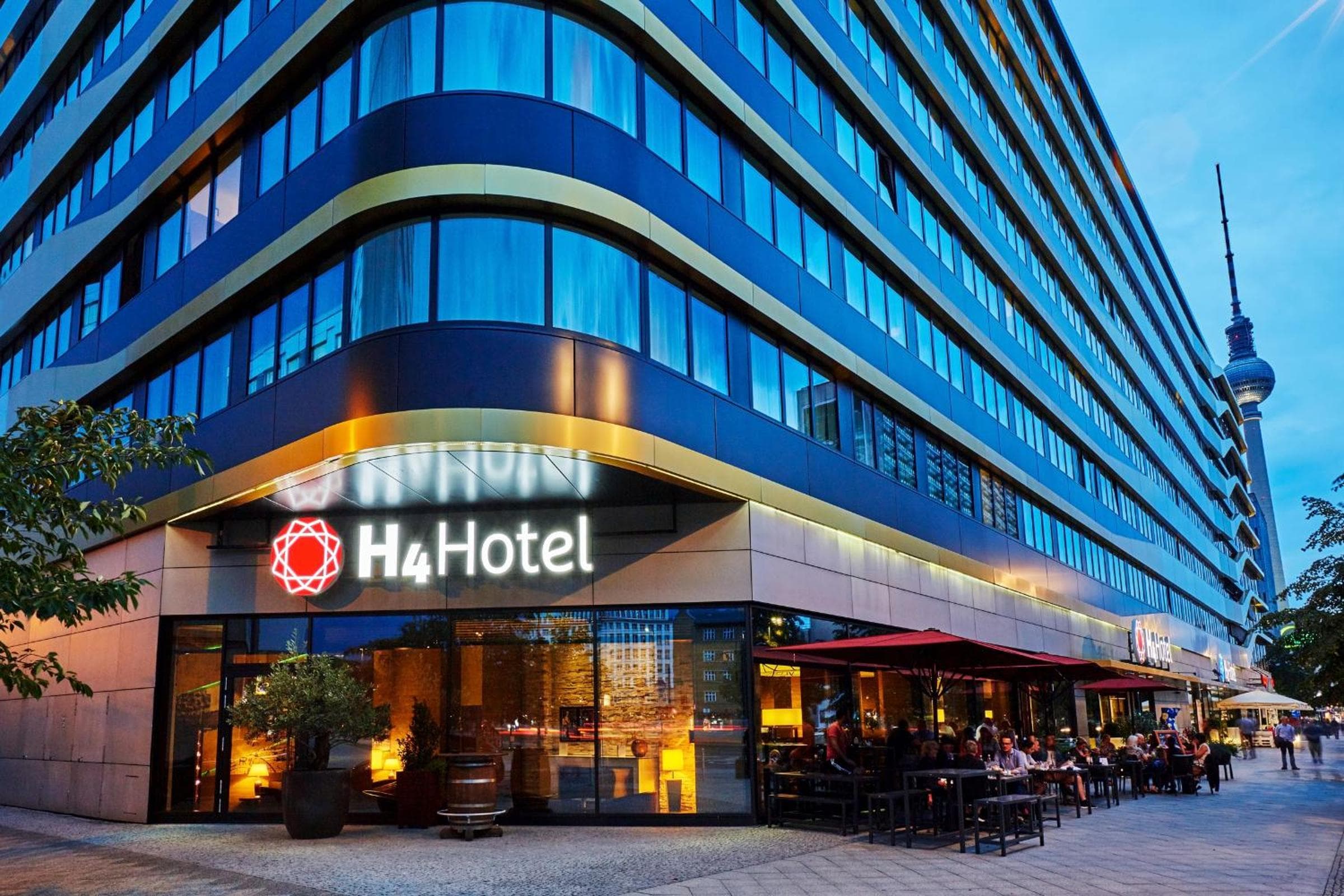 H4 Hotel Berlin Alexanderplatz hotel, Karl-Liebknecht-Strasse 32, Berlin, Germany — photo 1