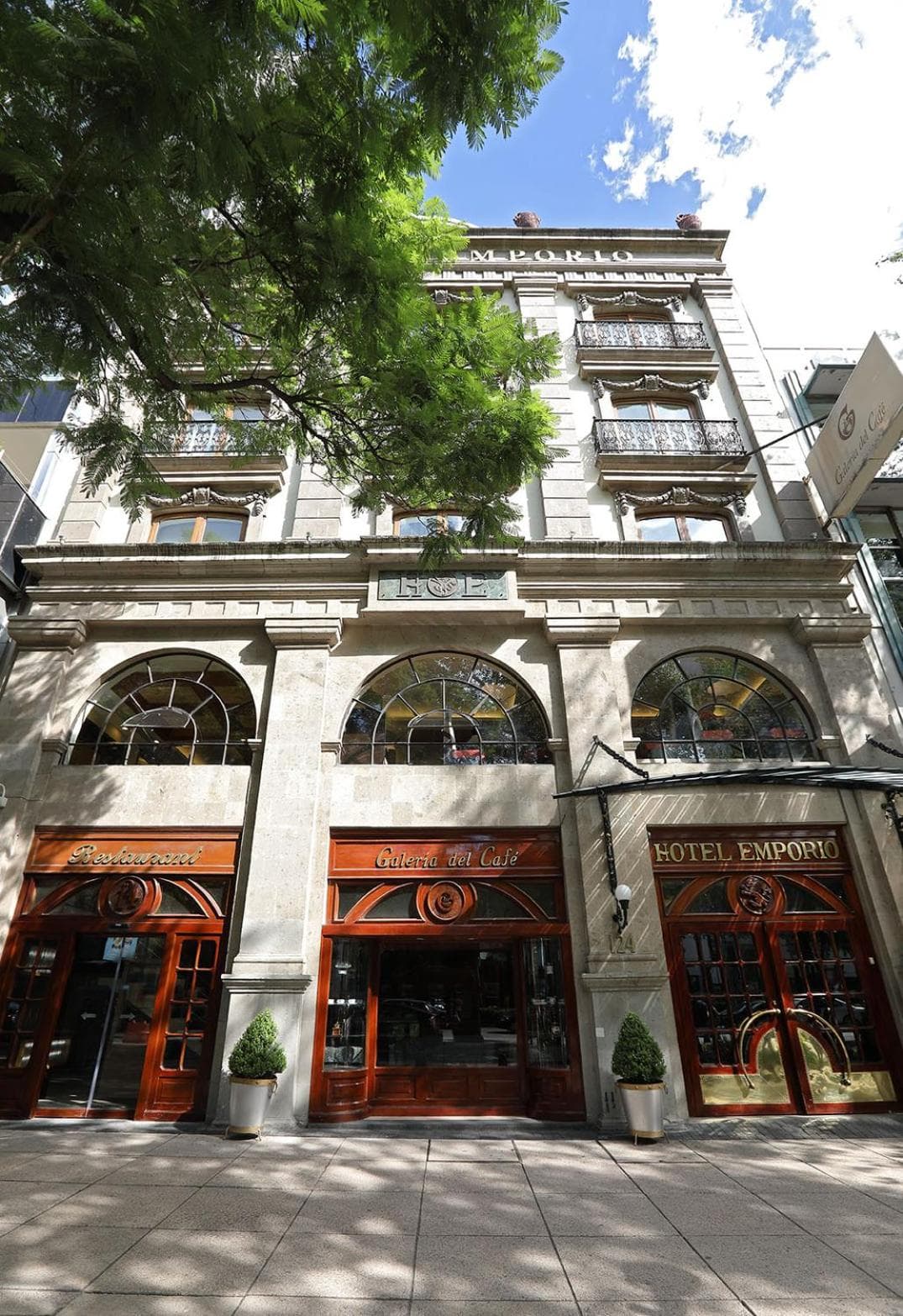 Emporio Riforma — 3