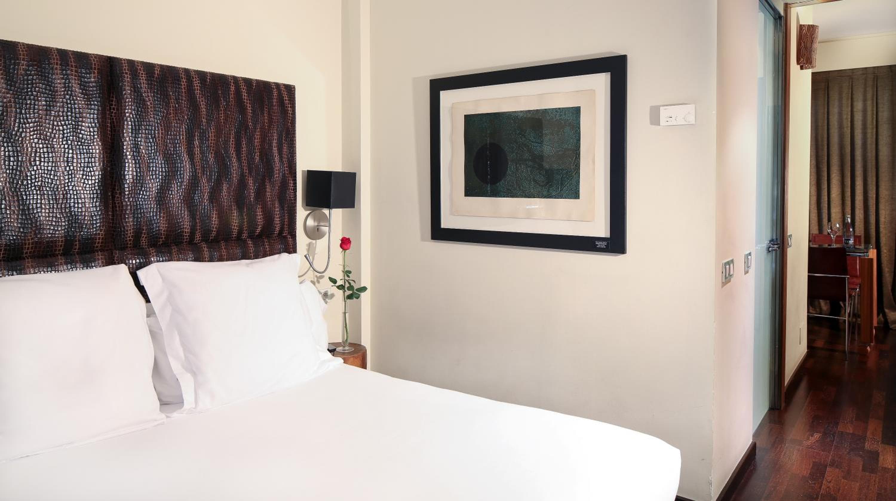 Hotel Gran Derby Suites, un piccolo hotel di lusso nel mondo — 2