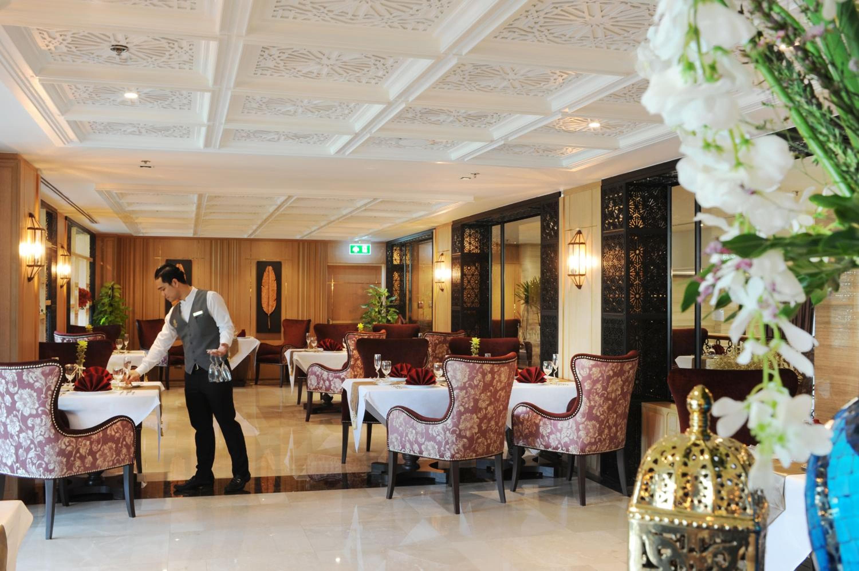Al Meroz Hotel Bangkok - The Leading Halal Hotel — 14