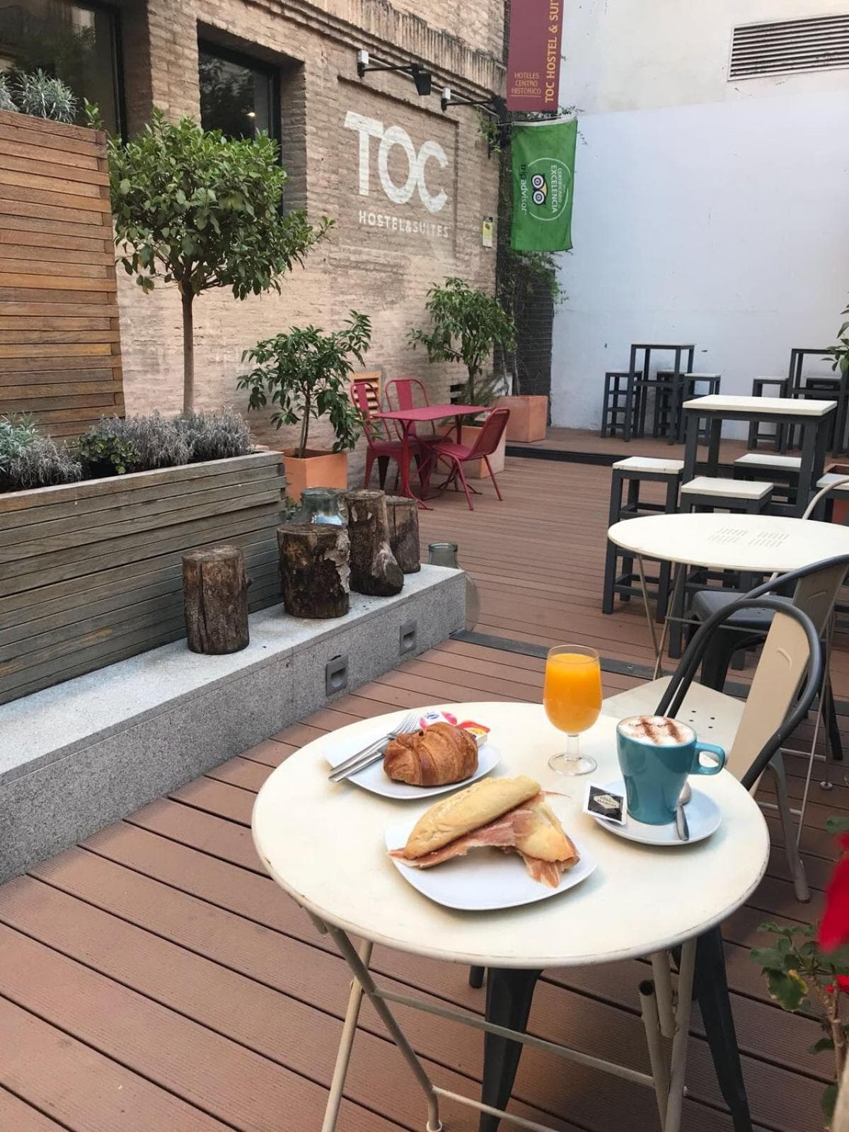 Toc Hostel Sevilla — 30