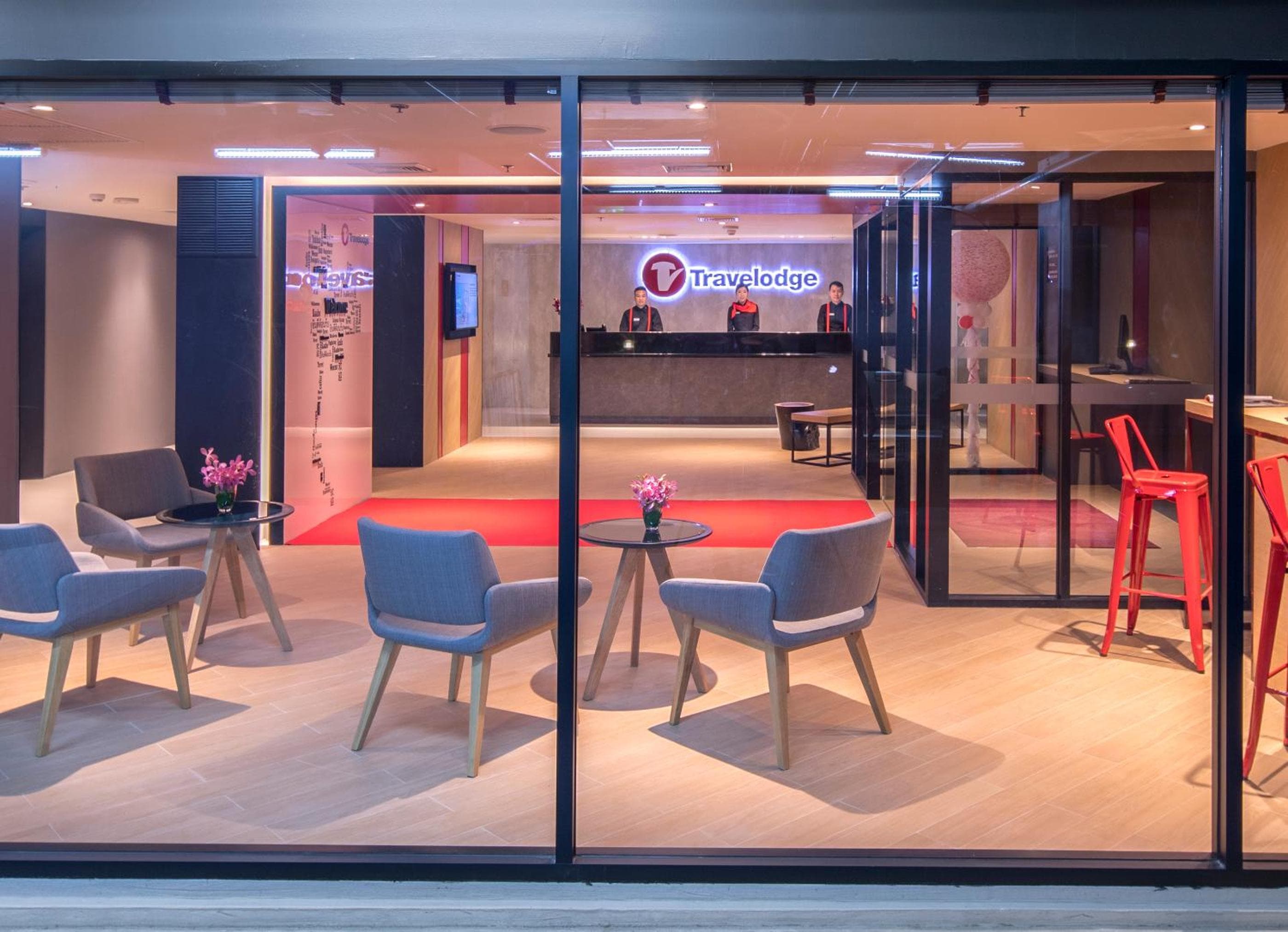 Travelodge Sukhumvit 11 — 24