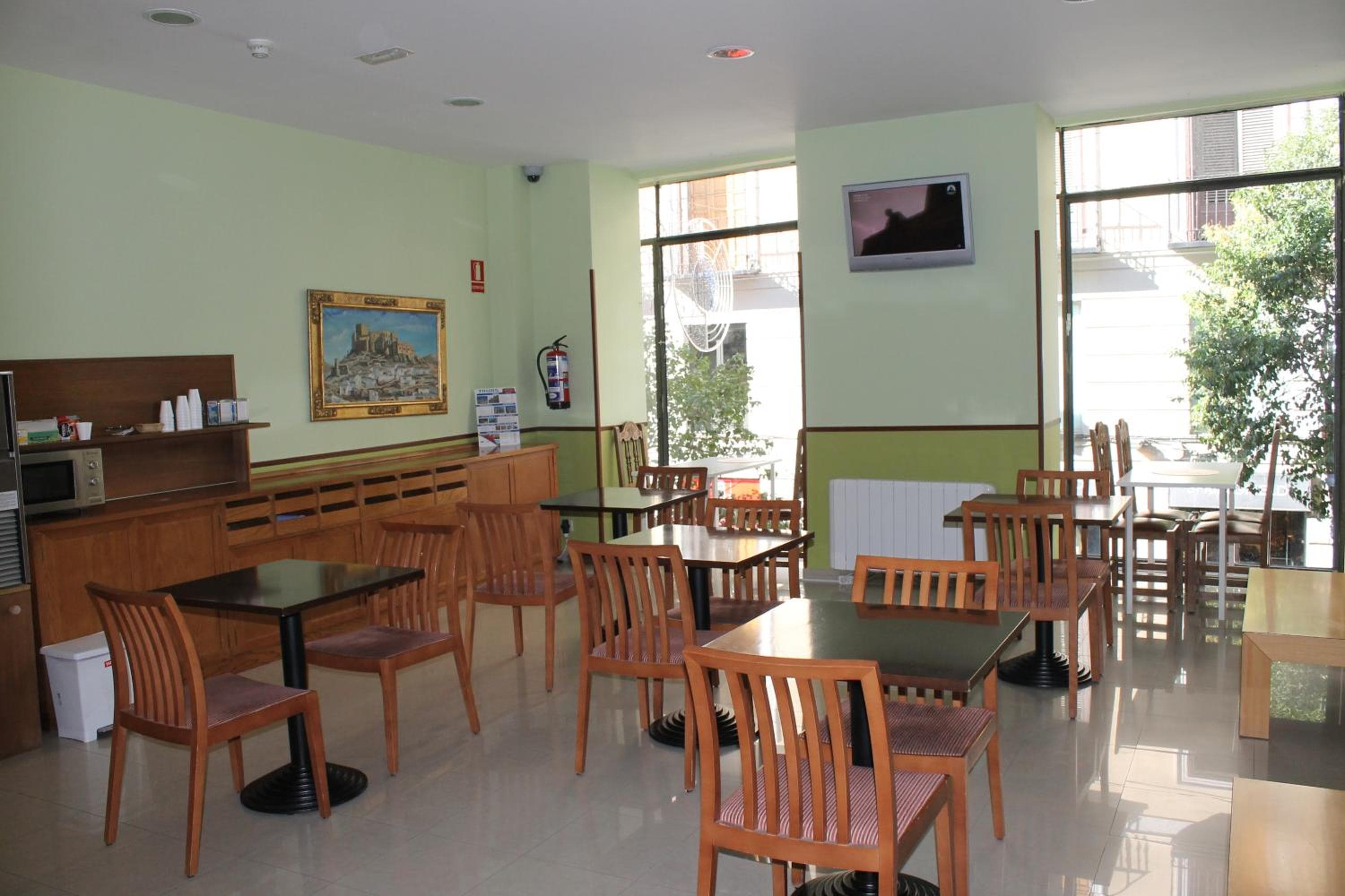 Hotel Mirador Puerta del Sol — 15