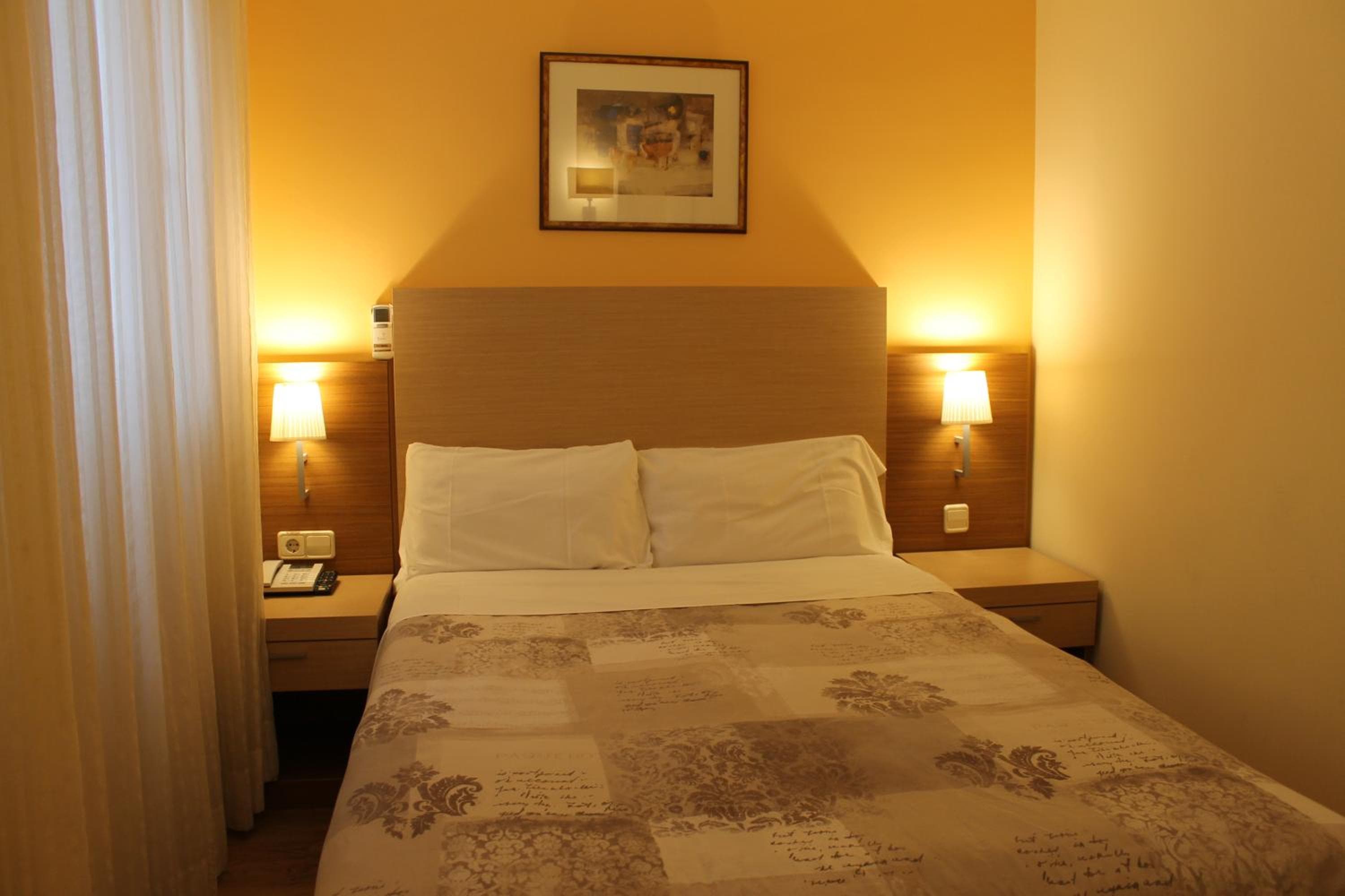 Hotel Mirador Puerta del Sol — 17