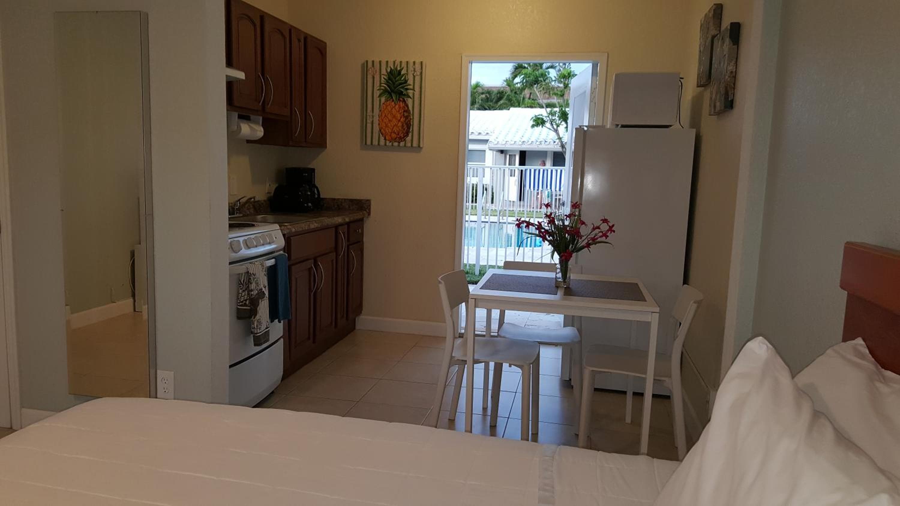 Coral Key Inn — 13
