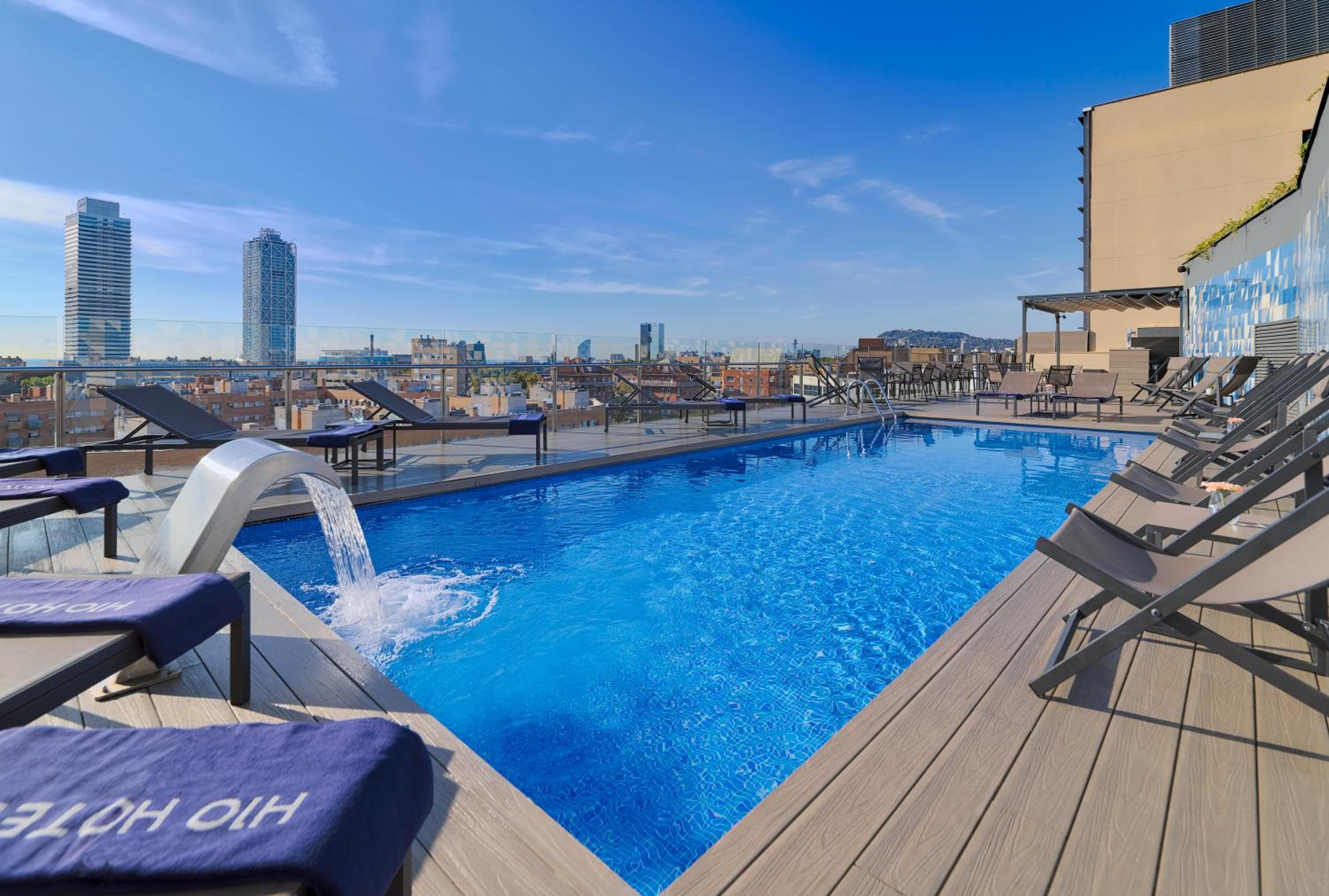 H10 Marina Barcellona — 1