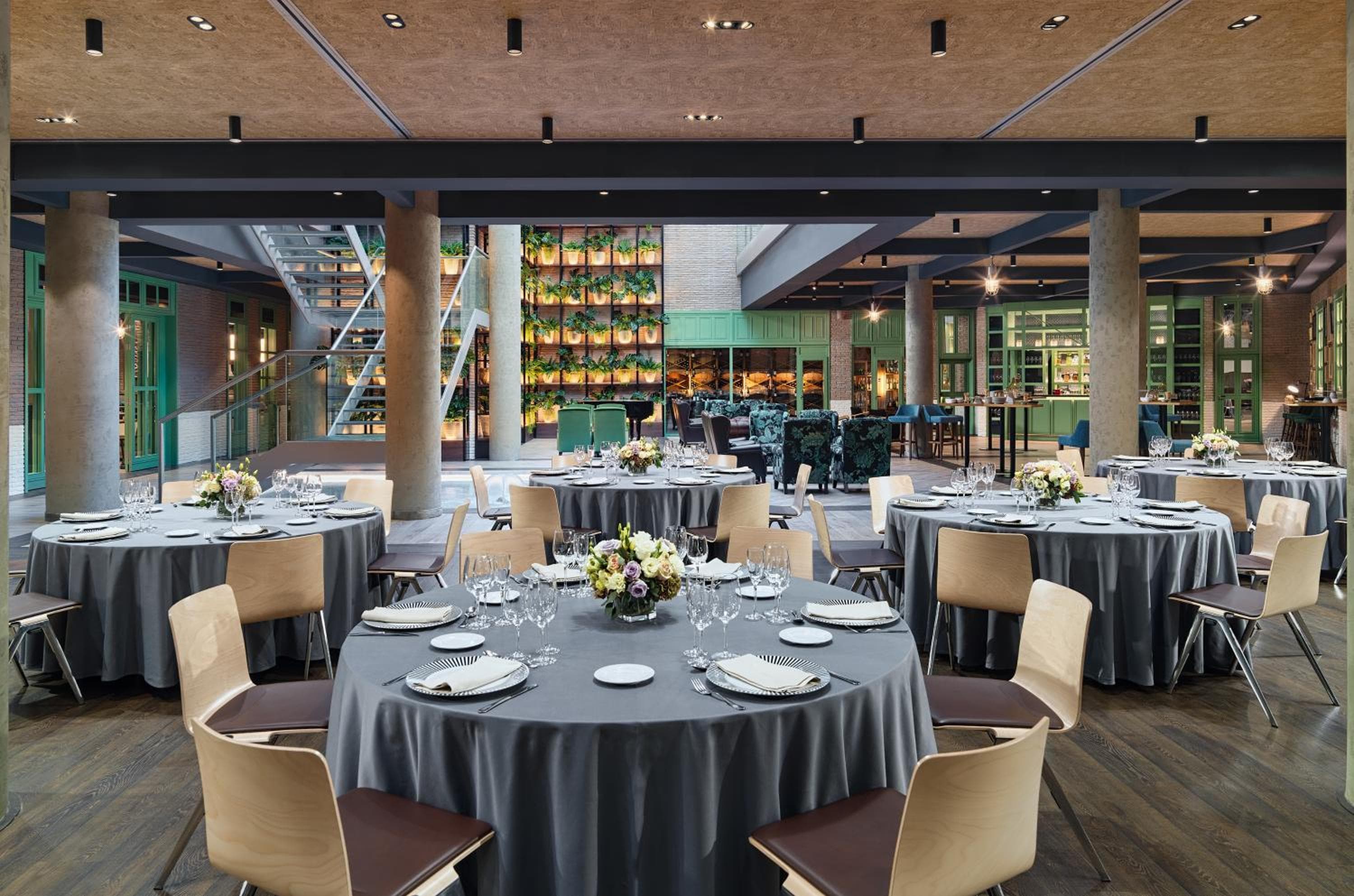 H10 Marina Barcelona — 23