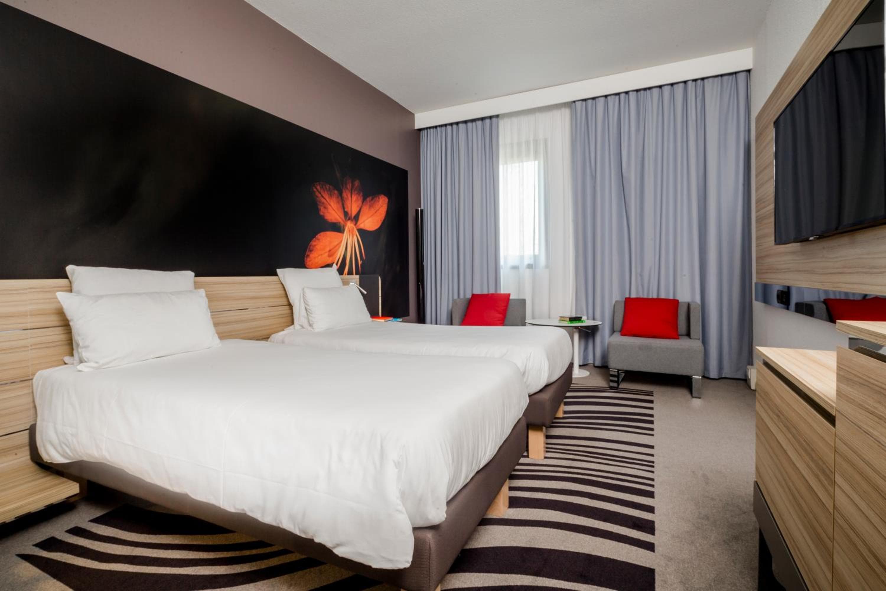 Novotel Milano Linate Aeroporto — 10