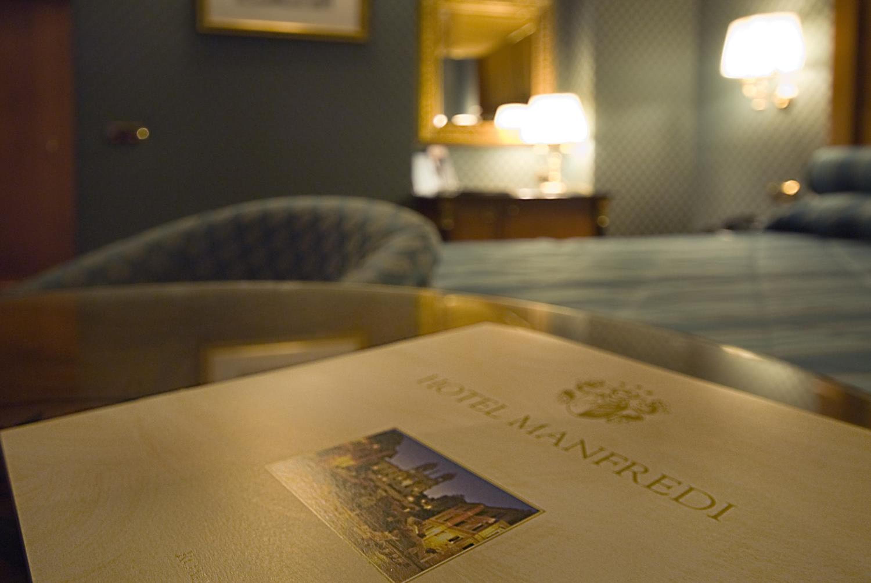 Hotel Manfredi Suite In Rome — 13
