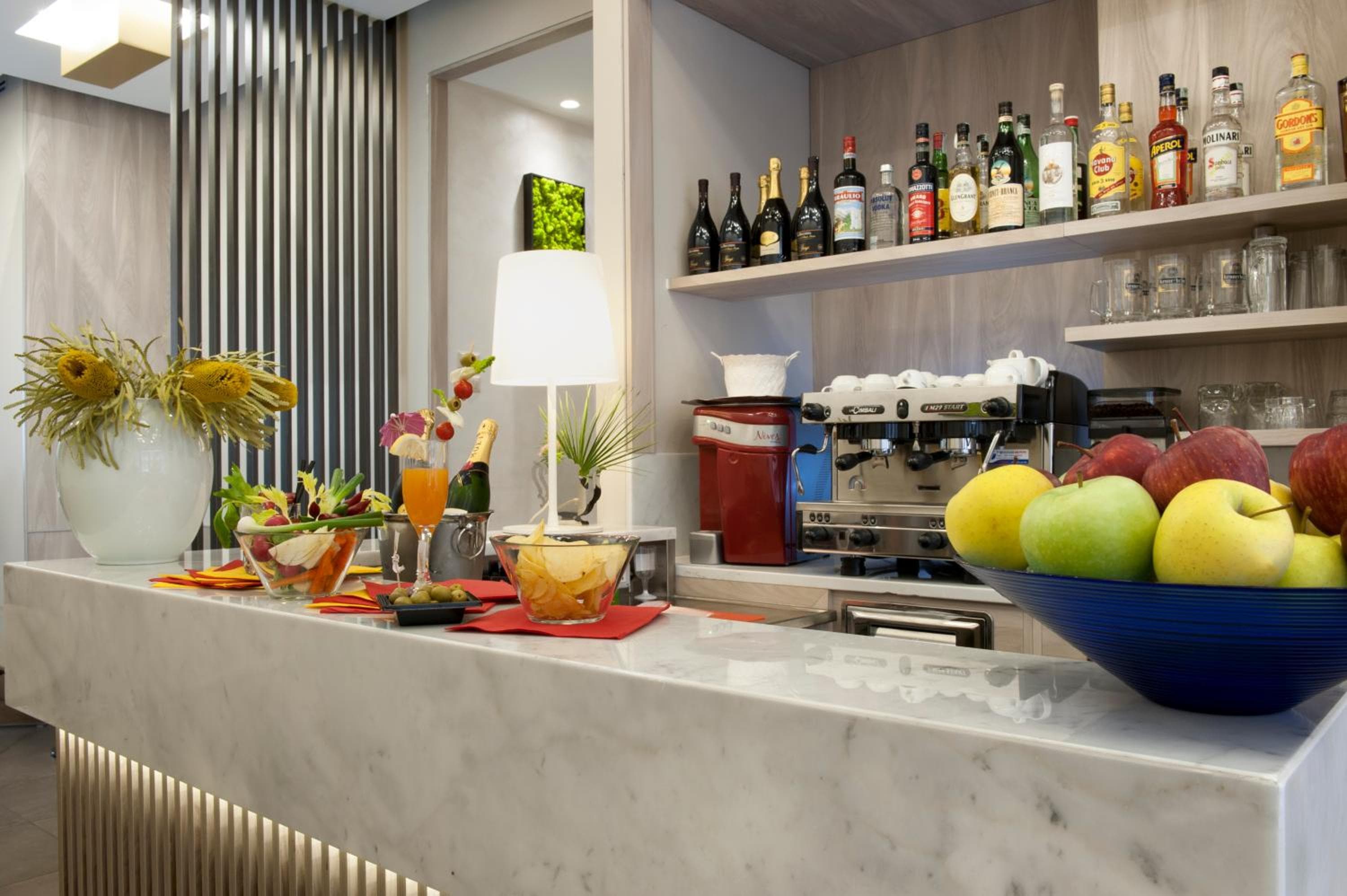 Hotel Gamma — 24