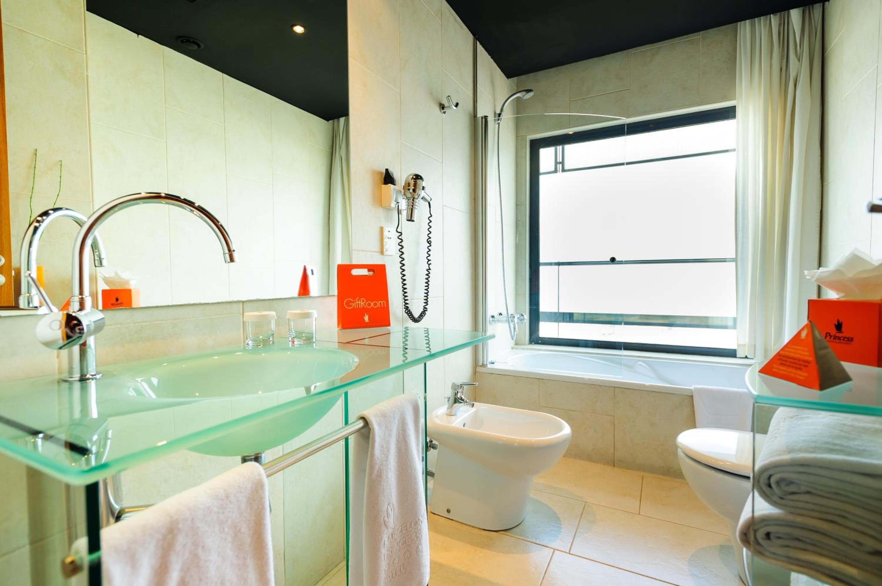 Barcelona Princess hotel, Avenida Diagonal, 1, Barcelona, Spain — photo 44