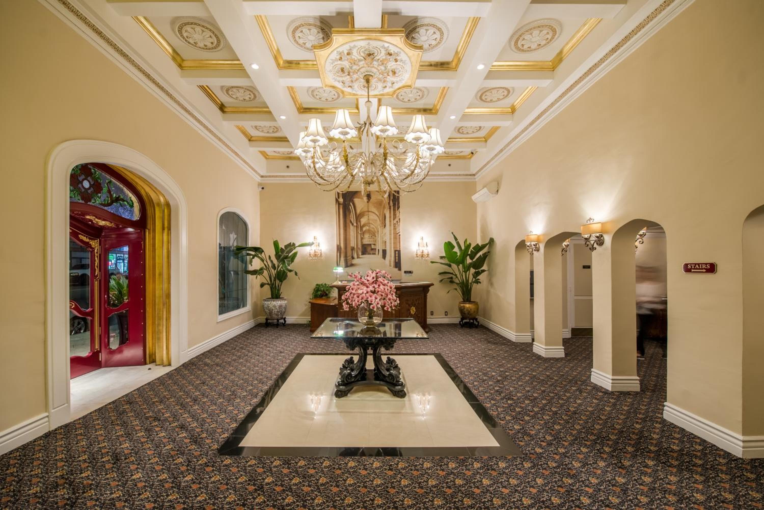 Hollywood Historic Hotel — 8